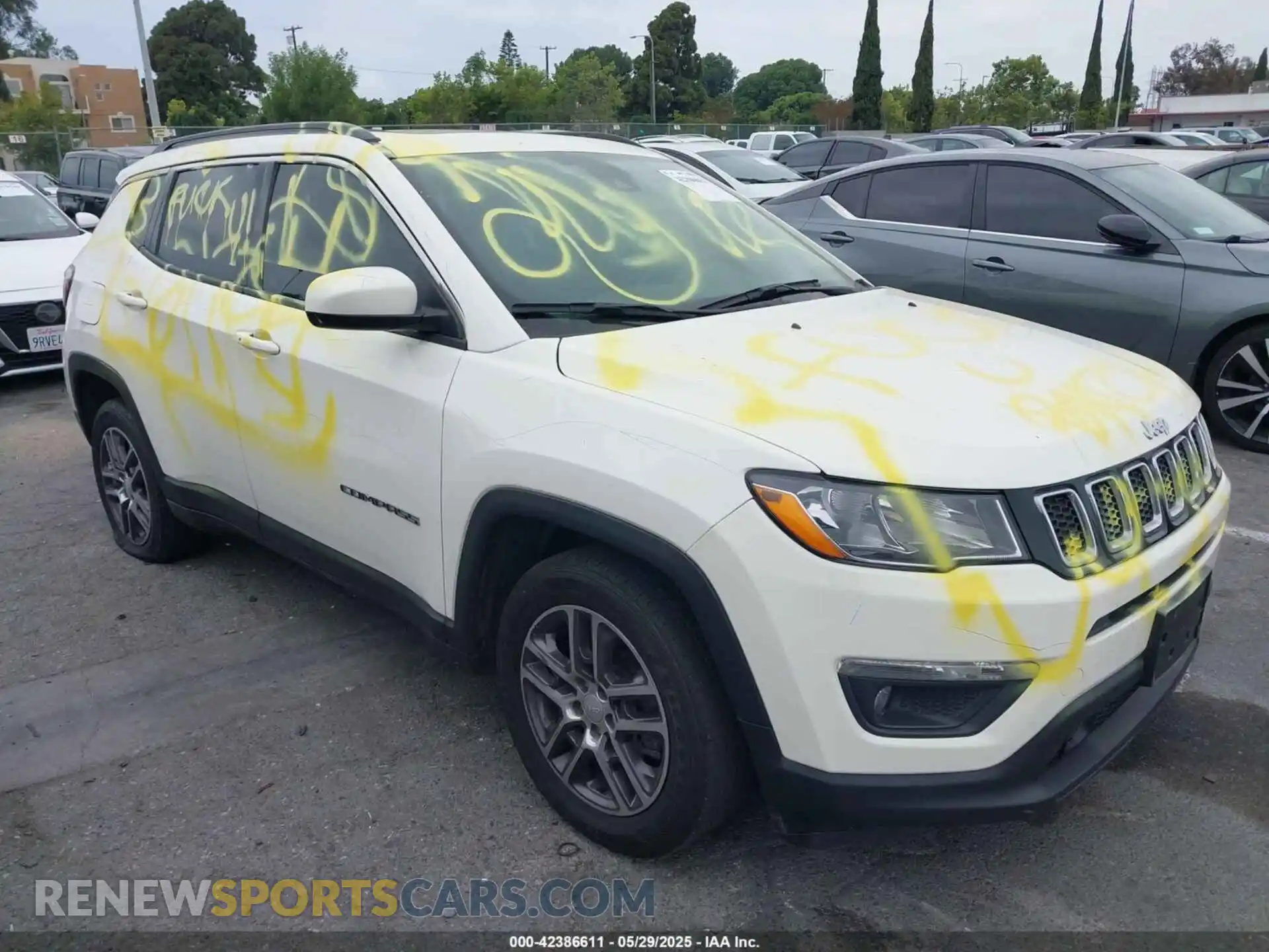 1 Photograph of a damaged car 3C4NJCBB8LT258891 JEEP COMPASS 2020