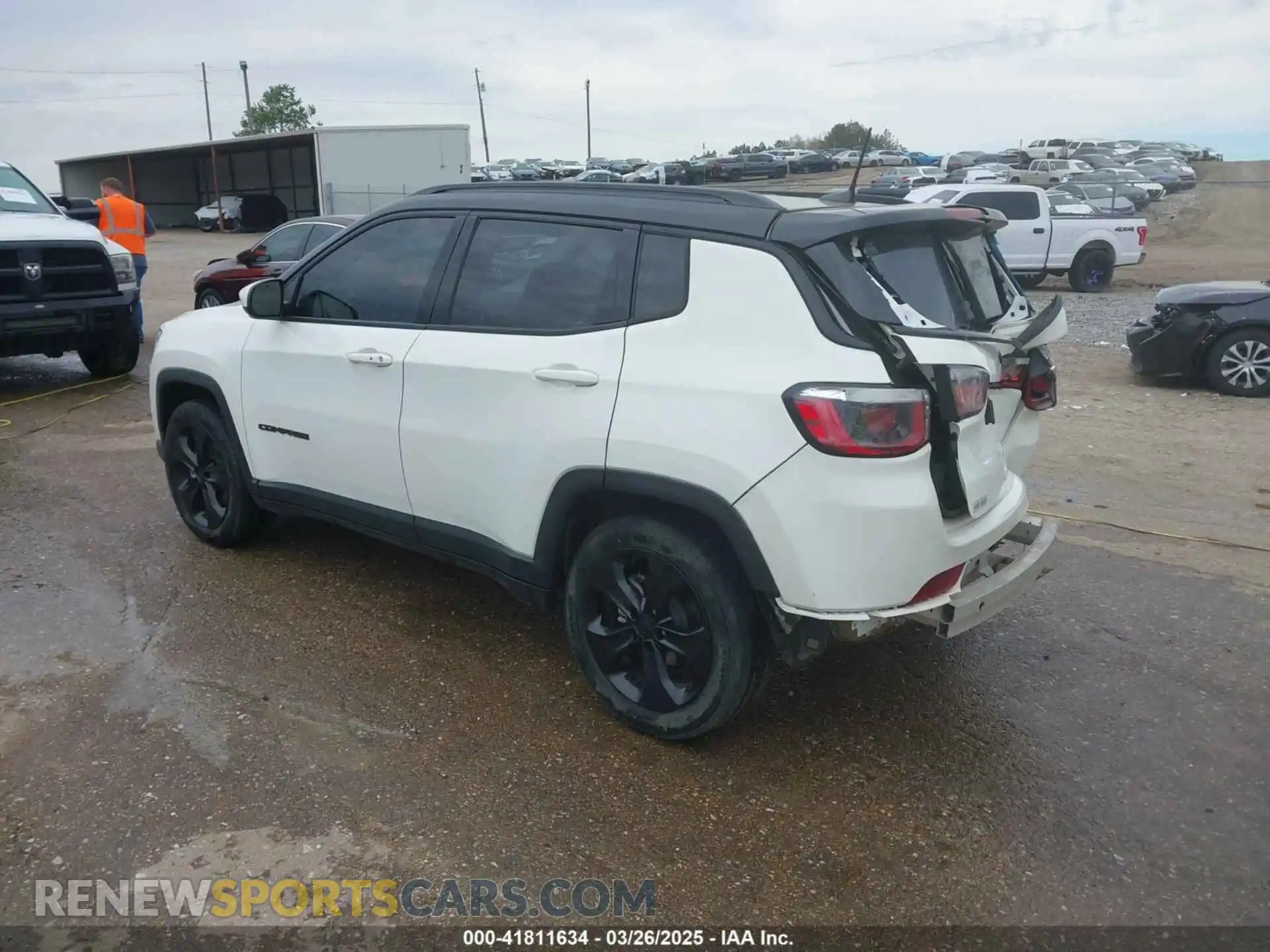 3 Photograph of a damaged car 3C4NJCBB9LT118042 JEEP COMPASS 2020