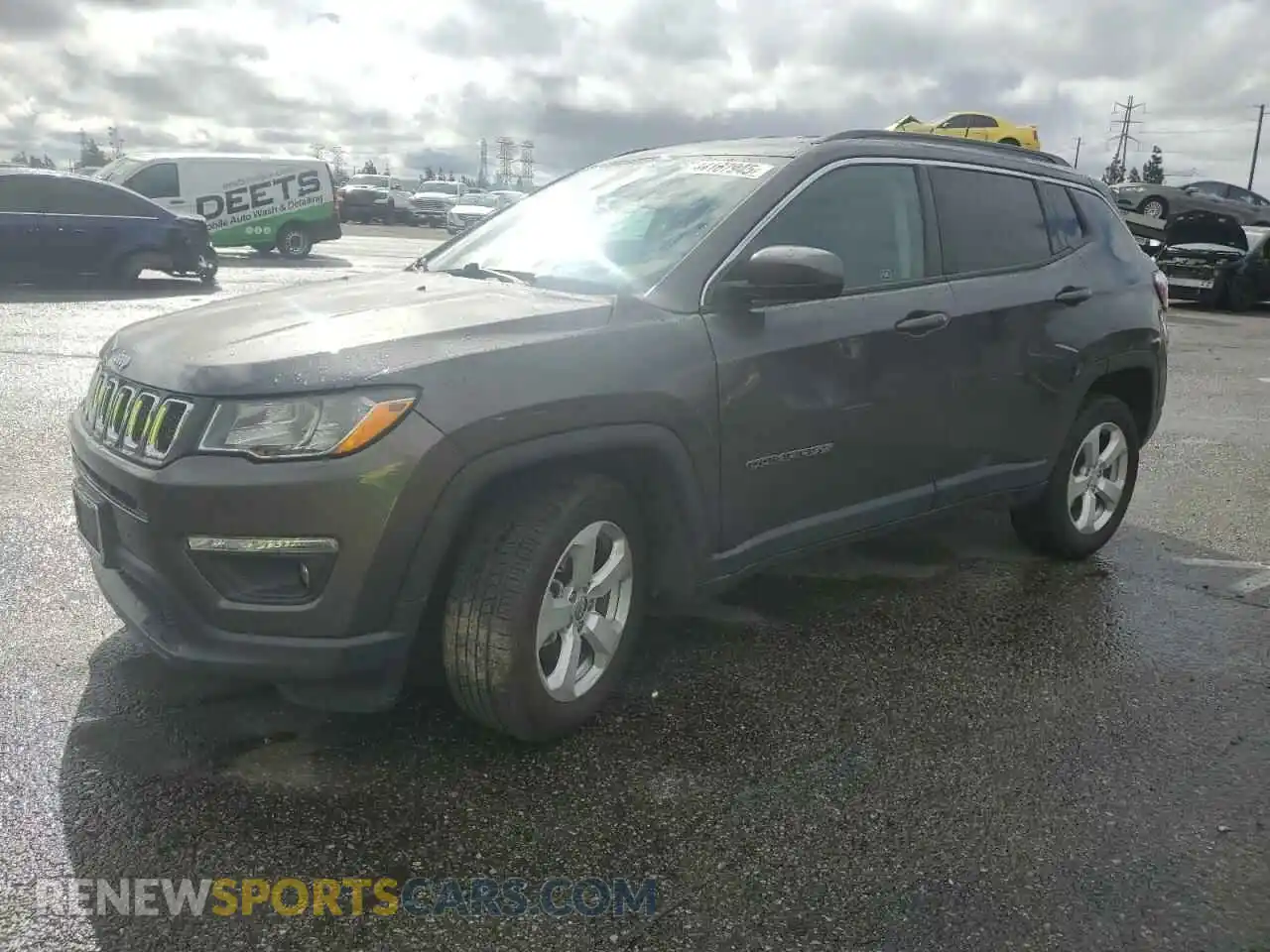1 Photograph of a damaged car 3C4NJCBBXLT257788 JEEP COMPASS 2020