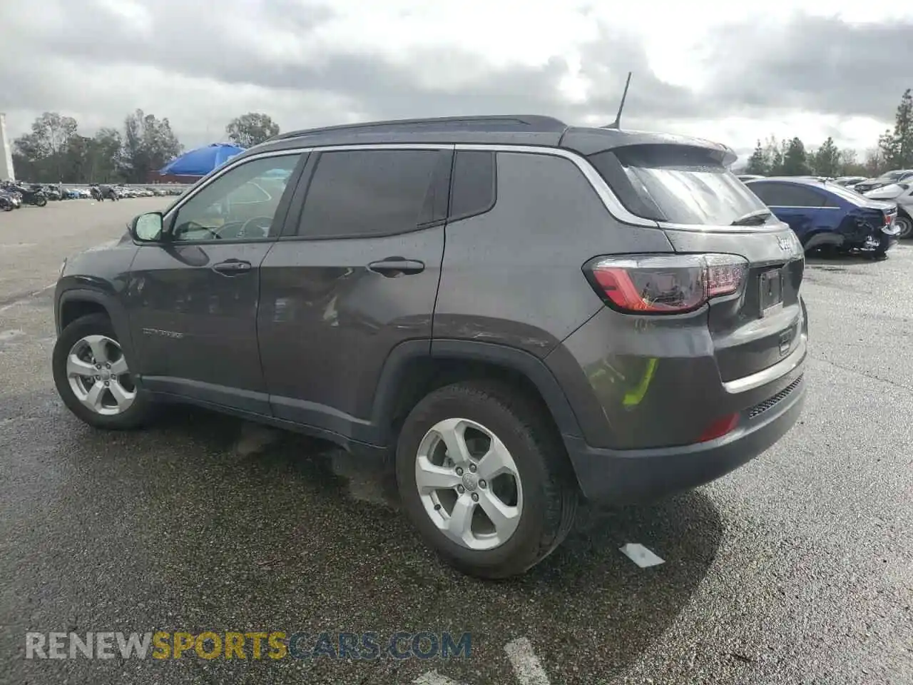 2 Photograph of a damaged car 3C4NJCBBXLT257788 JEEP COMPASS 2020