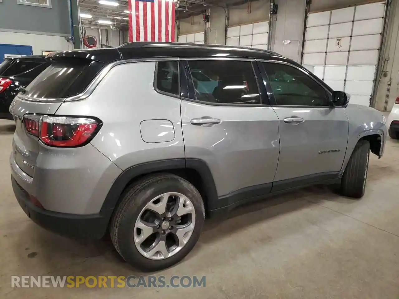 3 Photograph of a damaged car 3C4NJCCB4LT194010 JEEP COMPASS 2020