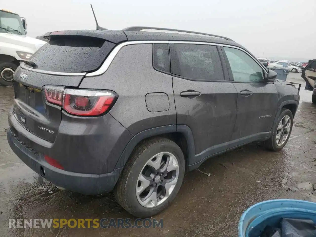 3 Photograph of a damaged car 3C4NJCCB8LT152682 JEEP COMPASS 2020