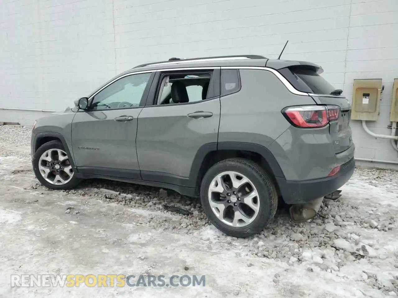 2 Photograph of a damaged car 3C4NJCCBXLT158399 JEEP COMPASS 2020