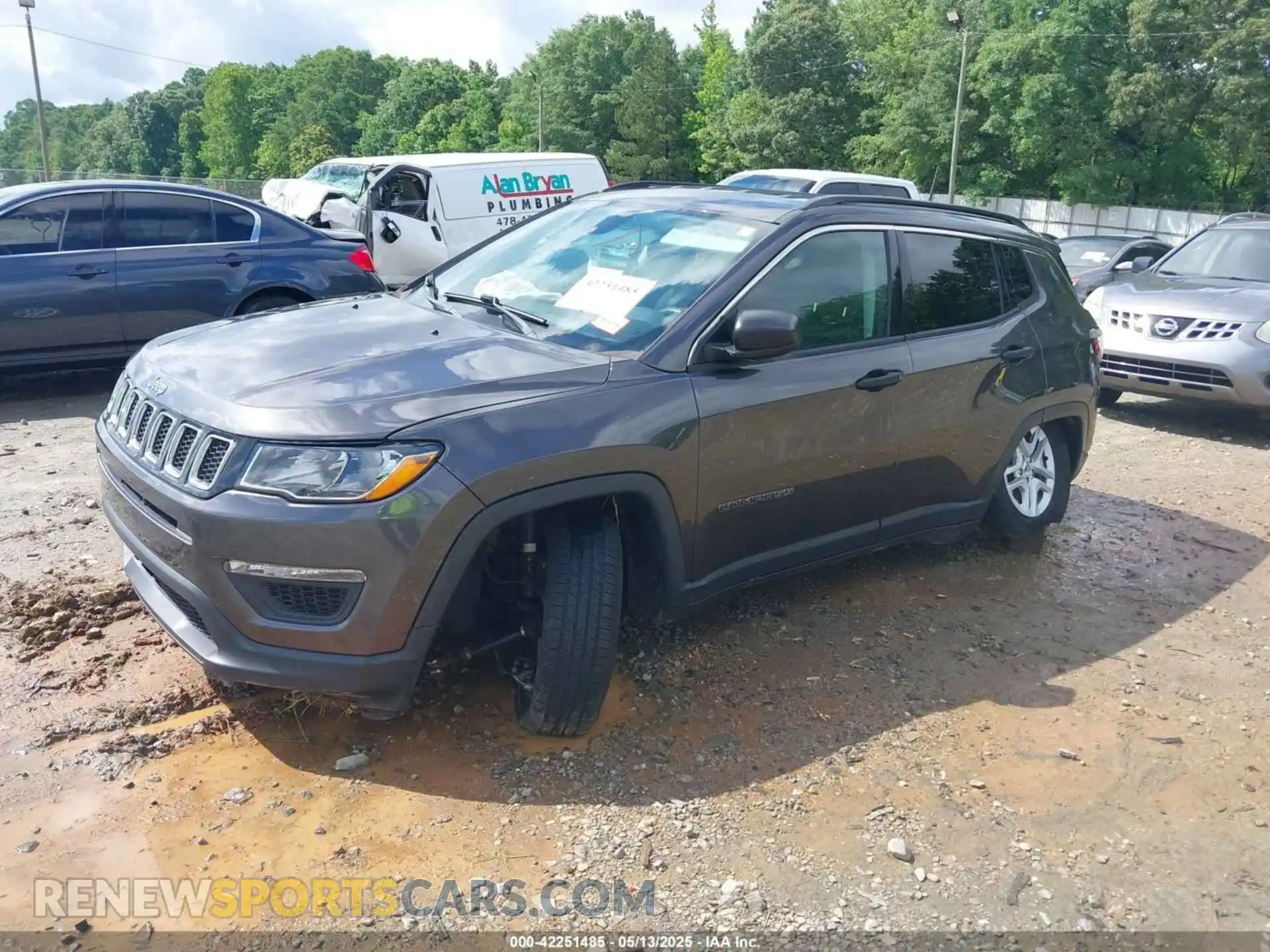 2 Photograph of a damaged car 3C4NJDAB0LT149235 JEEP COMPASS 2020