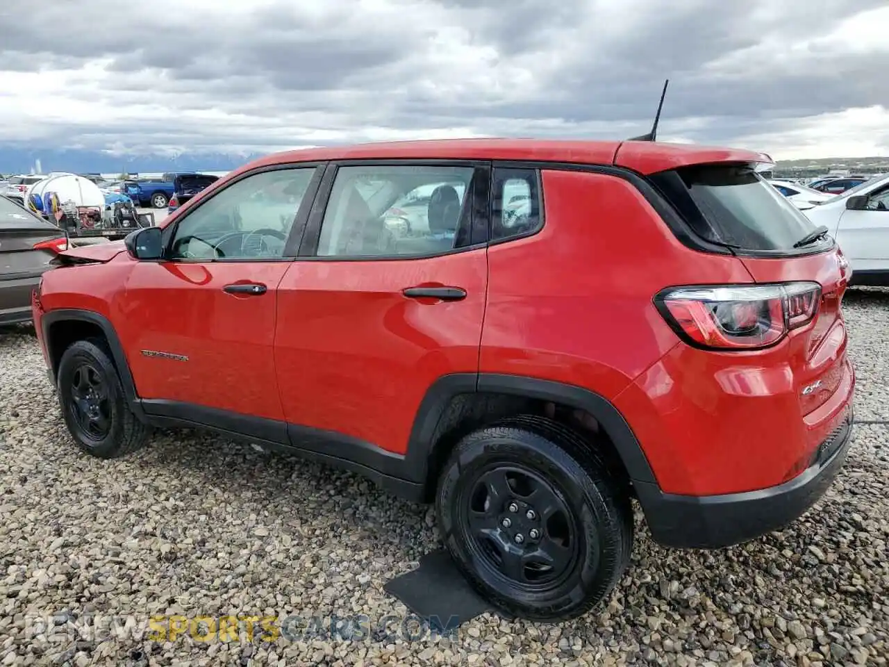2 Photograph of a damaged car 3C4NJDAB9LT137584 JEEP COMPASS 2020