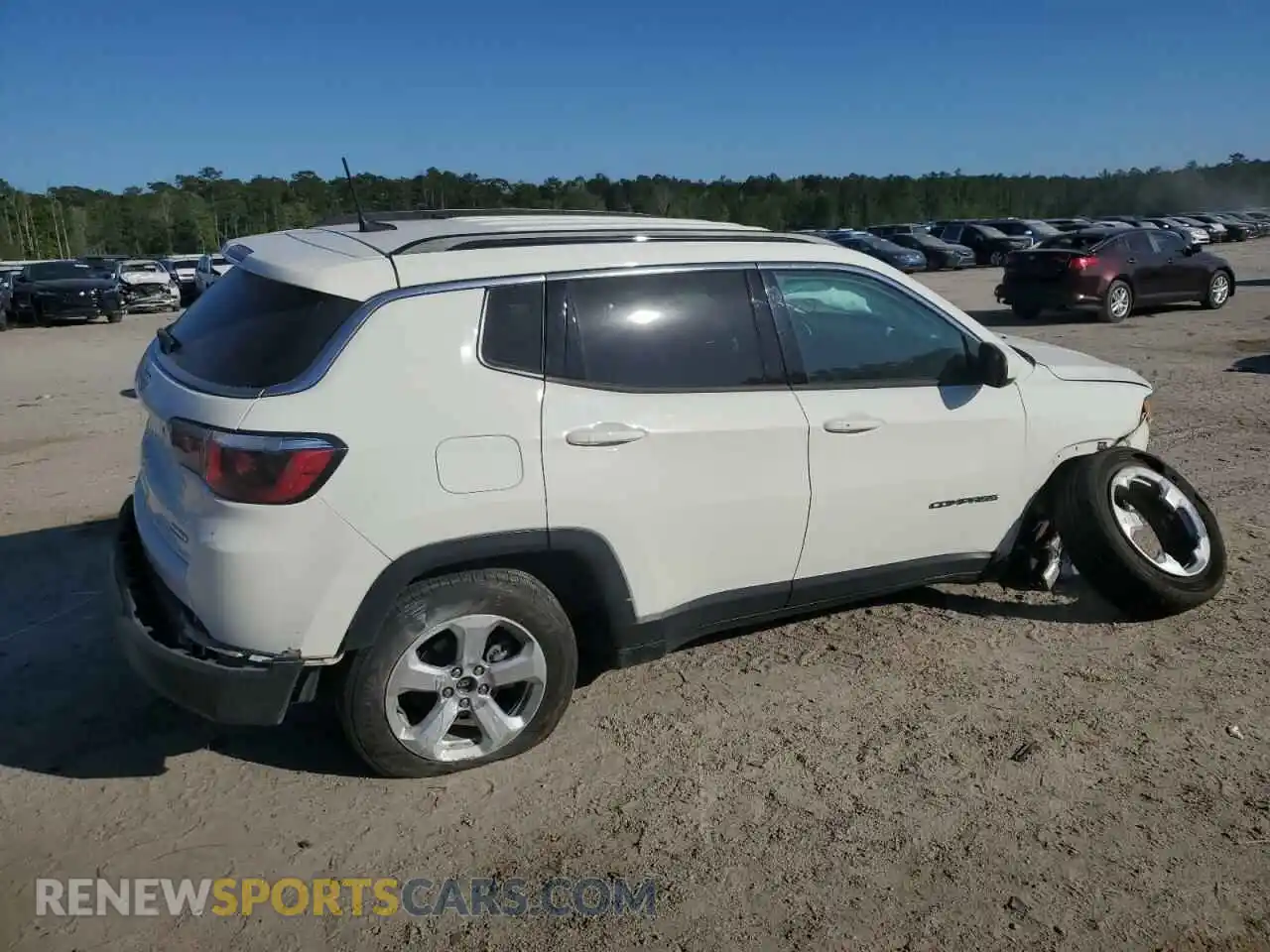 3 Photograph of a damaged car 3C4NJDBB0LT101376 JEEP COMPASS 2020