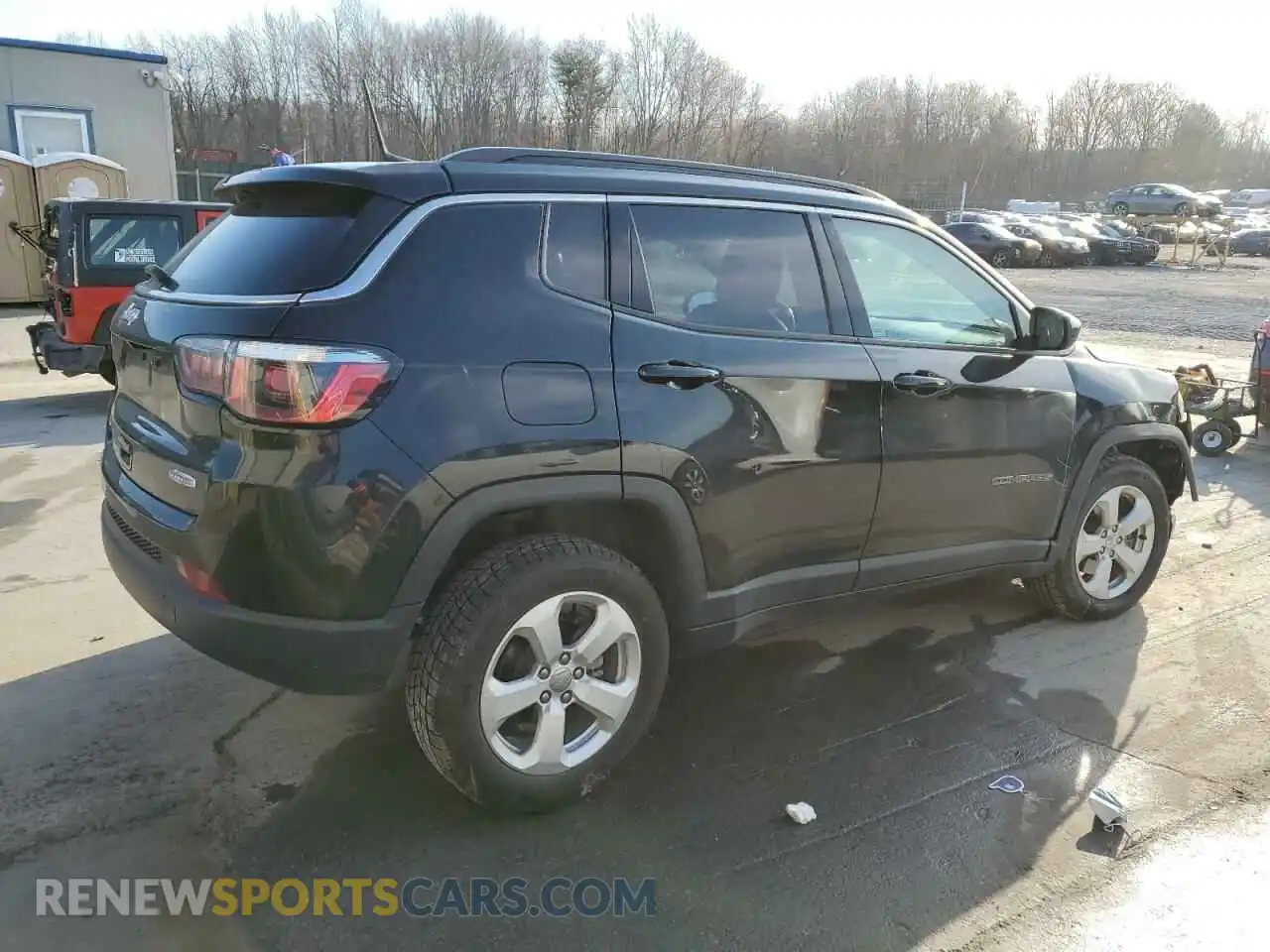 3 Photograph of a damaged car 3C4NJDBB1LT124603 JEEP COMPASS 2020