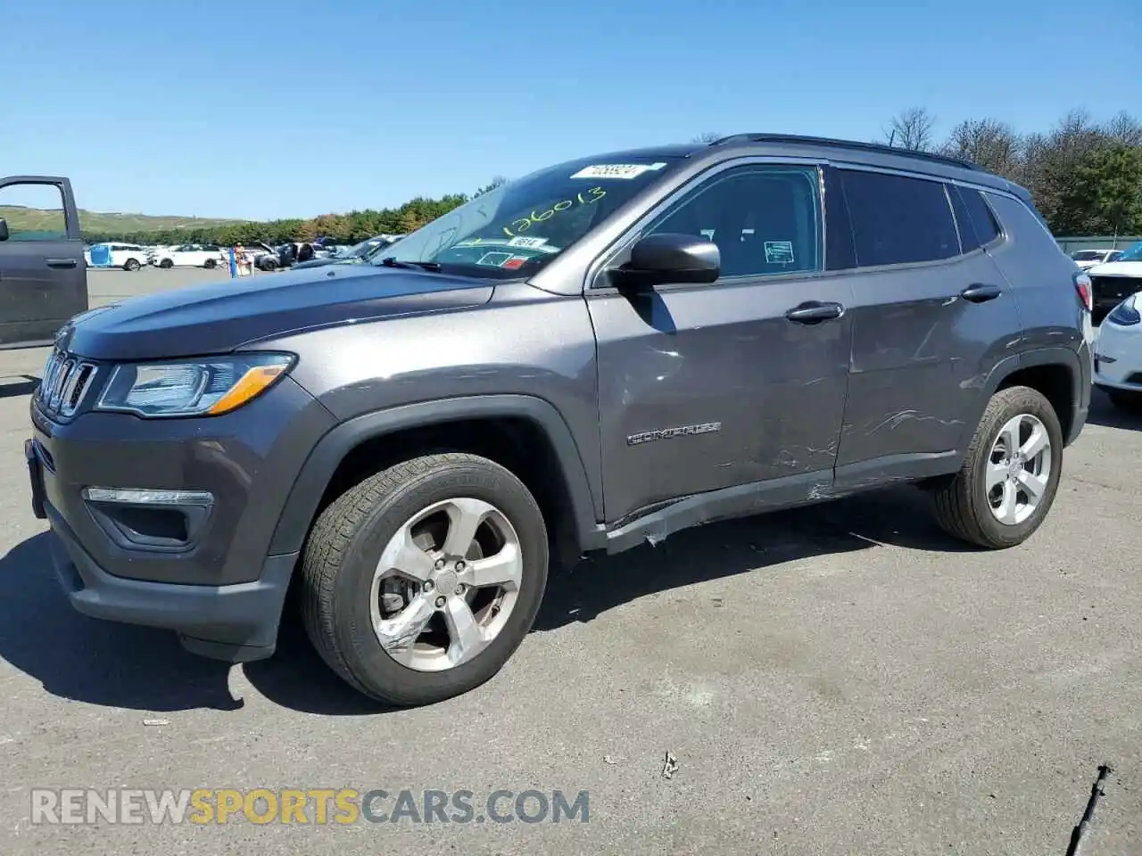 1 Photograph of a damaged car 3C4NJDBB1LT126013 JEEP COMPASS 2020