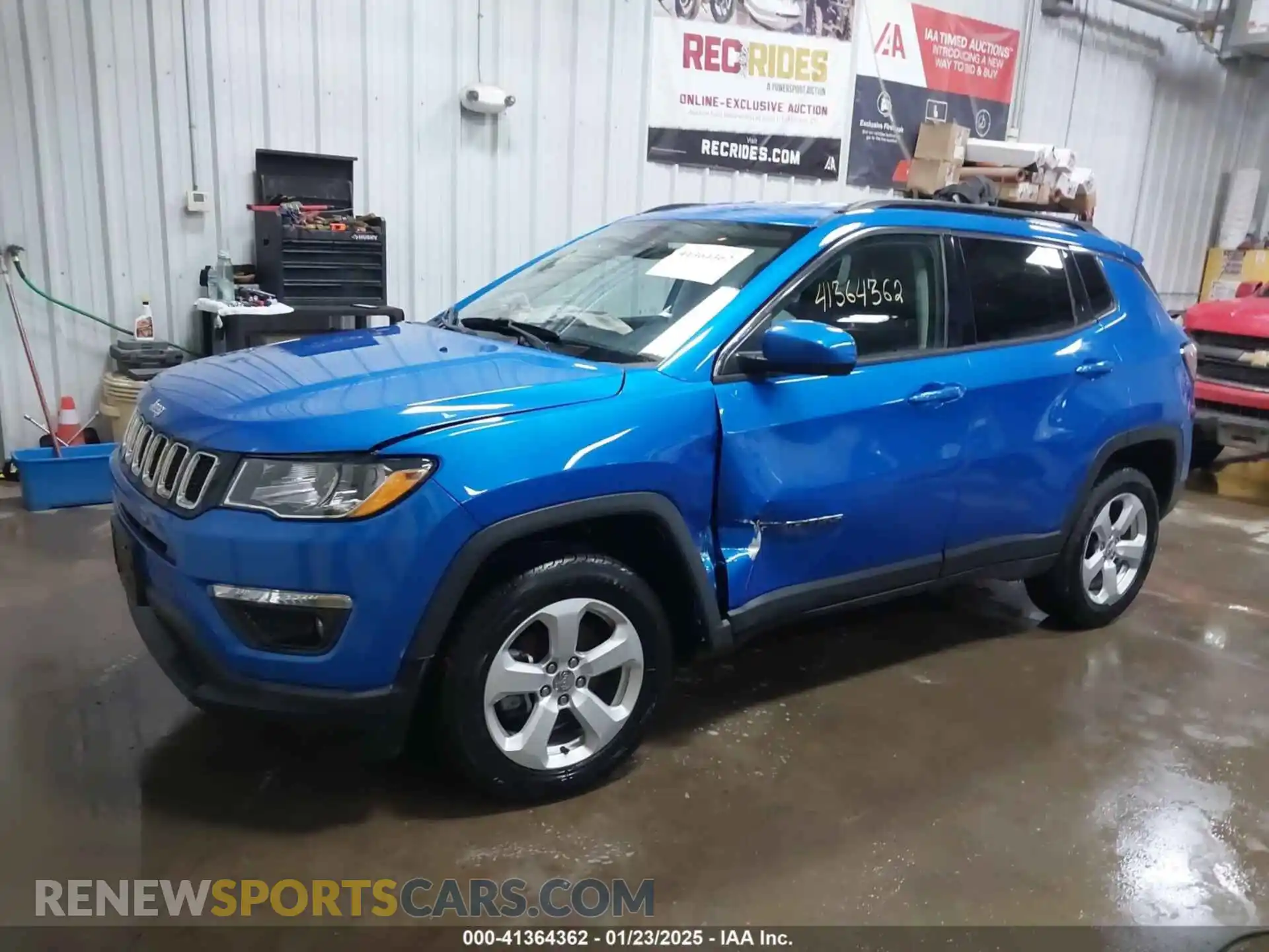 2 Photograph of a damaged car 3C4NJDBB1LT164874 JEEP COMPASS 2020