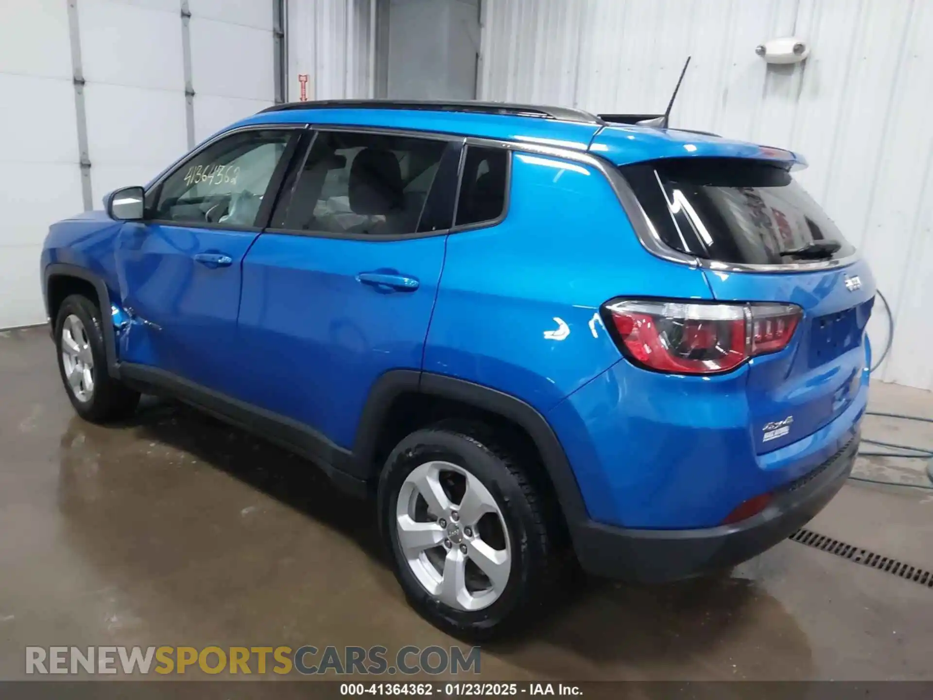 3 Photograph of a damaged car 3C4NJDBB1LT164874 JEEP COMPASS 2020