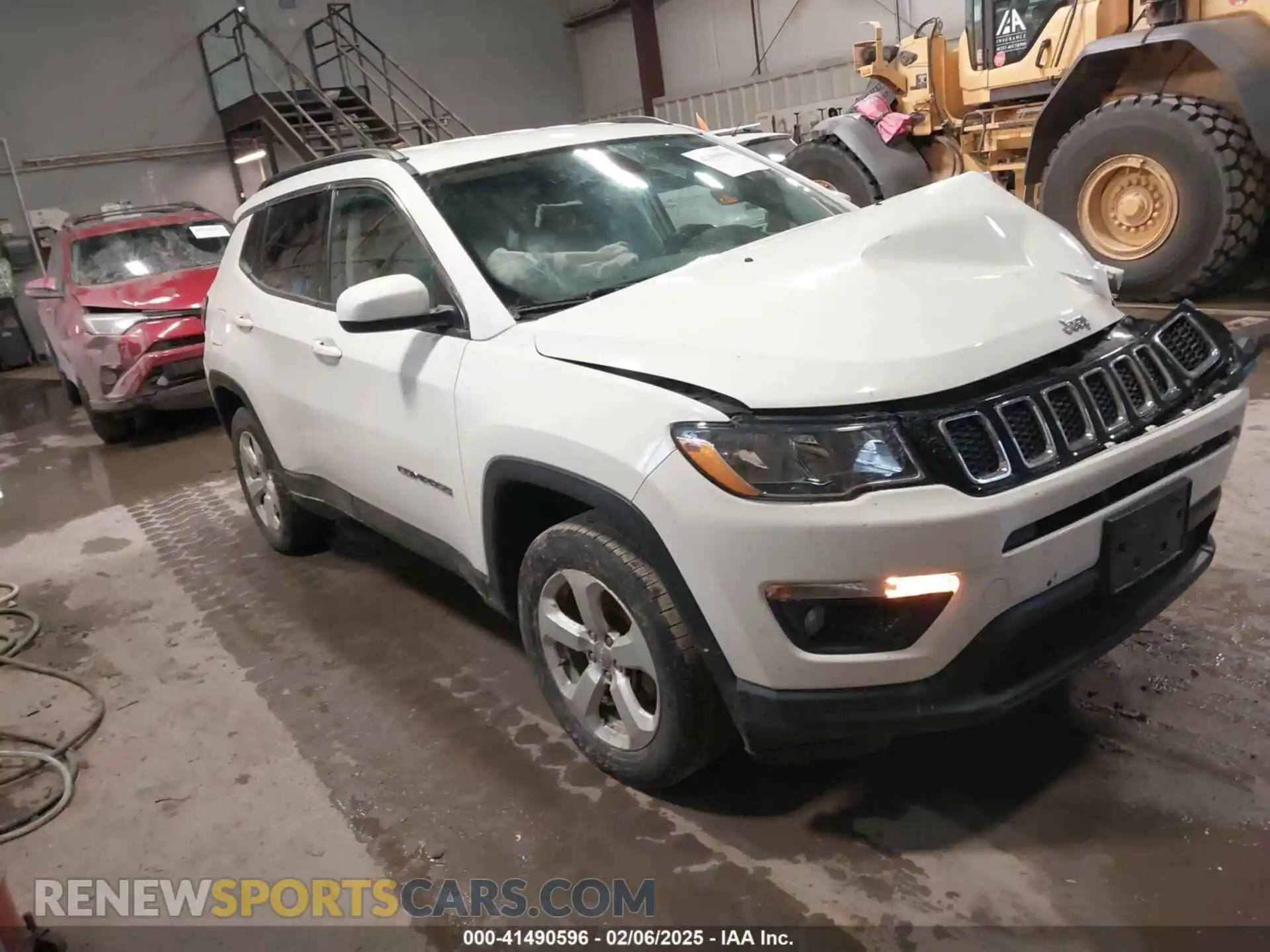1 Photograph of a damaged car 3C4NJDBB2LT146691 JEEP COMPASS 2020