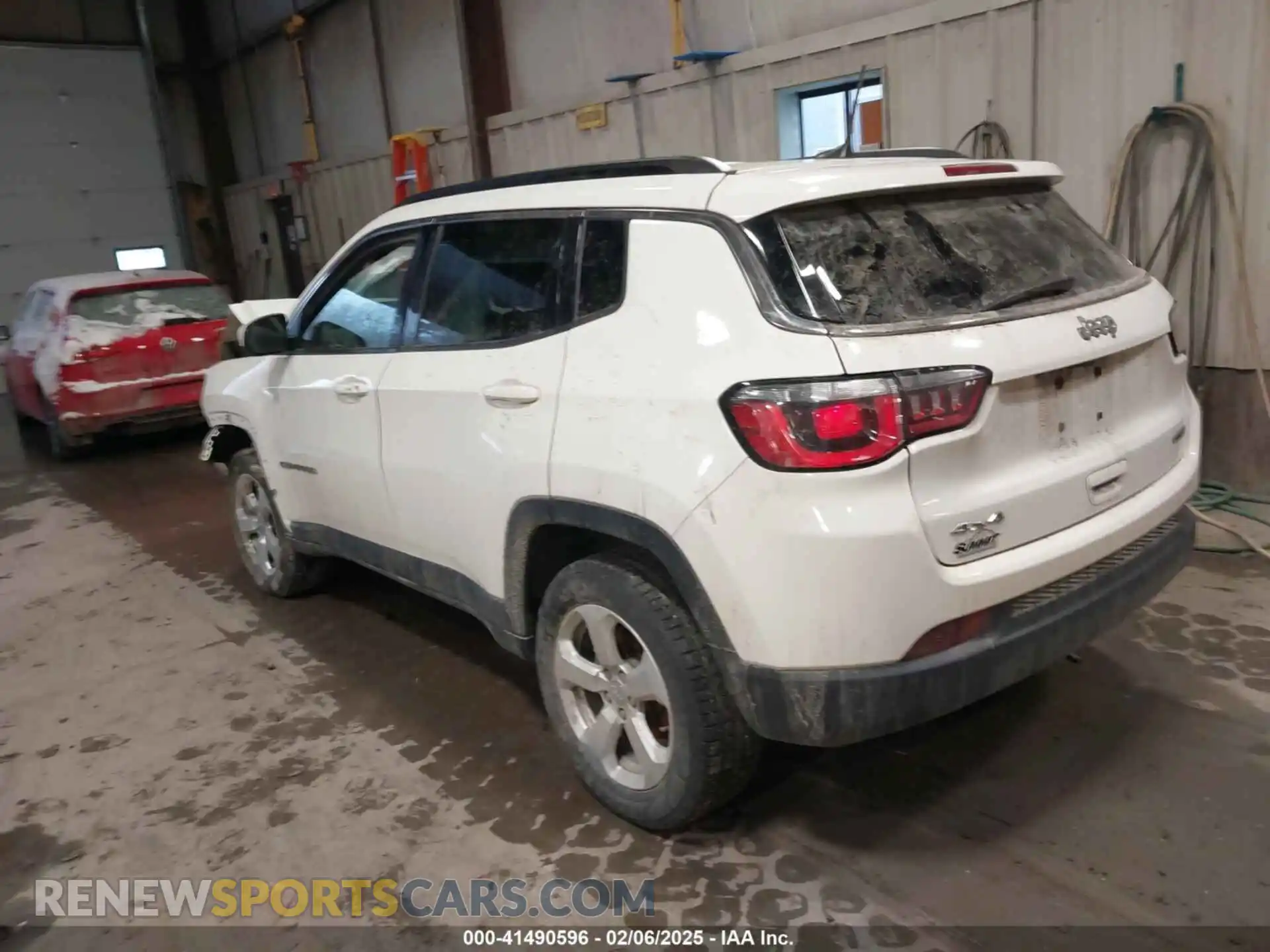 3 Photograph of a damaged car 3C4NJDBB2LT146691 JEEP COMPASS 2020