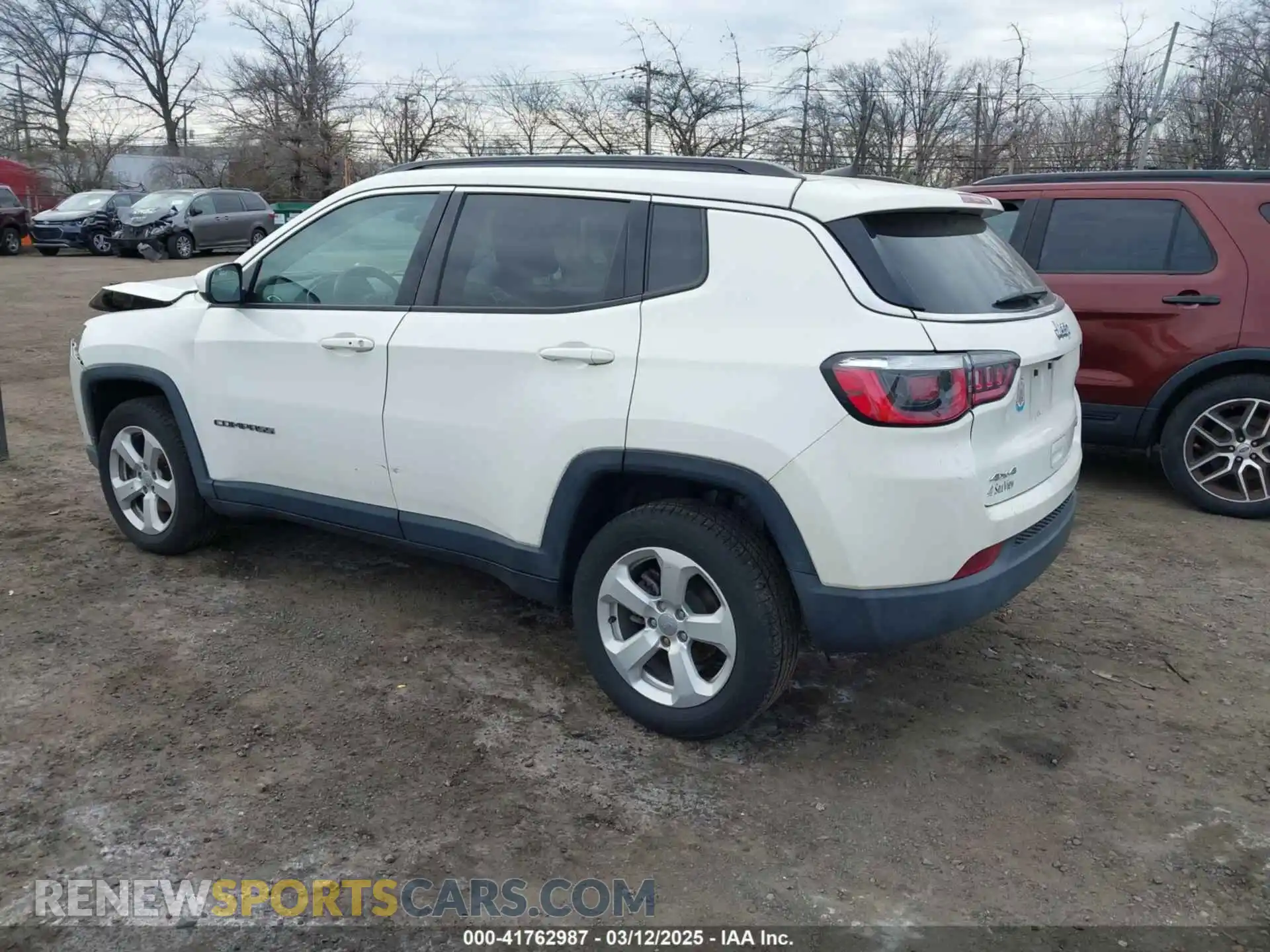 3 Photograph of a damaged car 3C4NJDBB4LT153691 JEEP COMPASS 2020