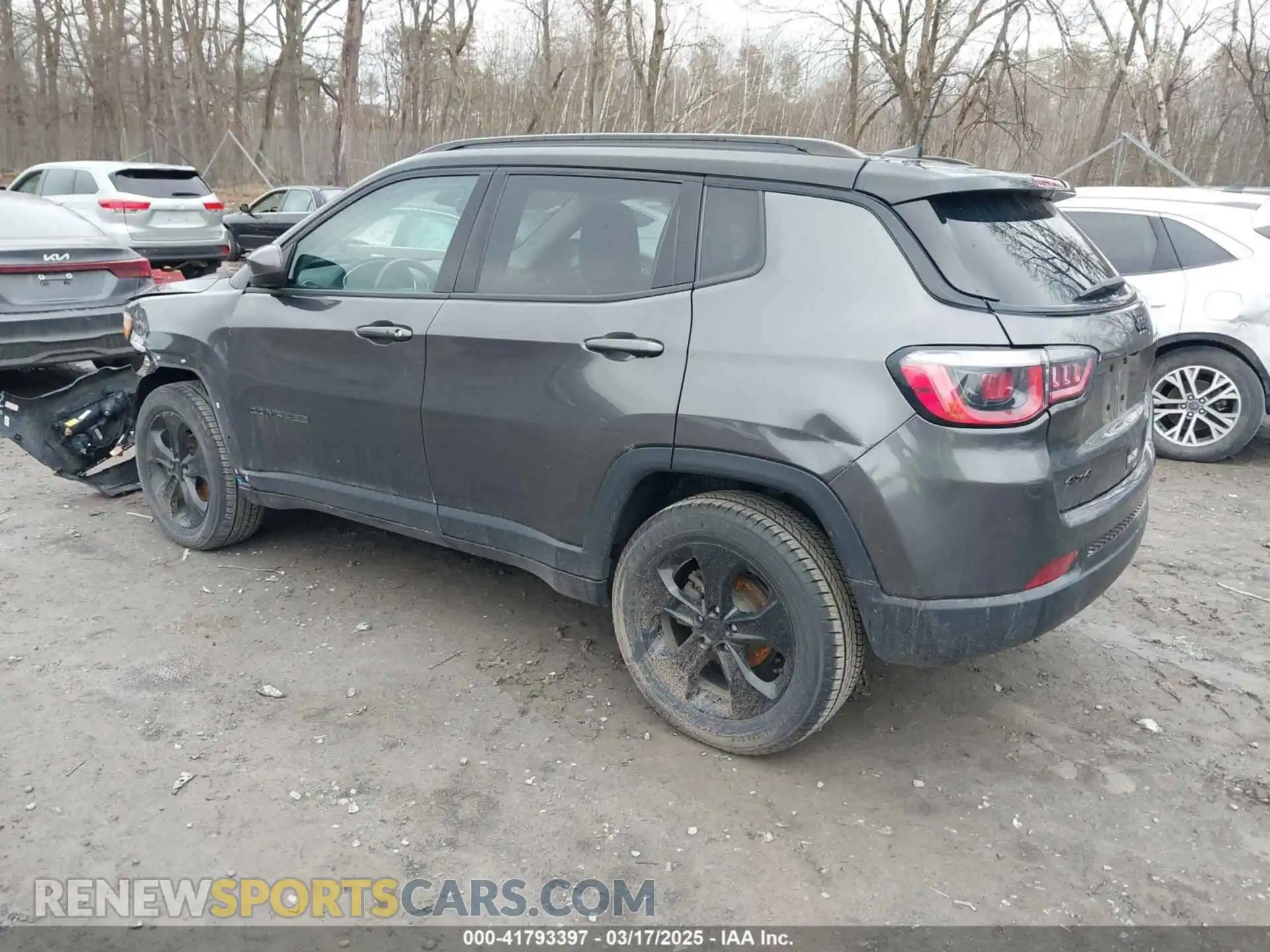 3 Photograph of a damaged car 3C4NJDBB5LT209864 JEEP COMPASS 2020