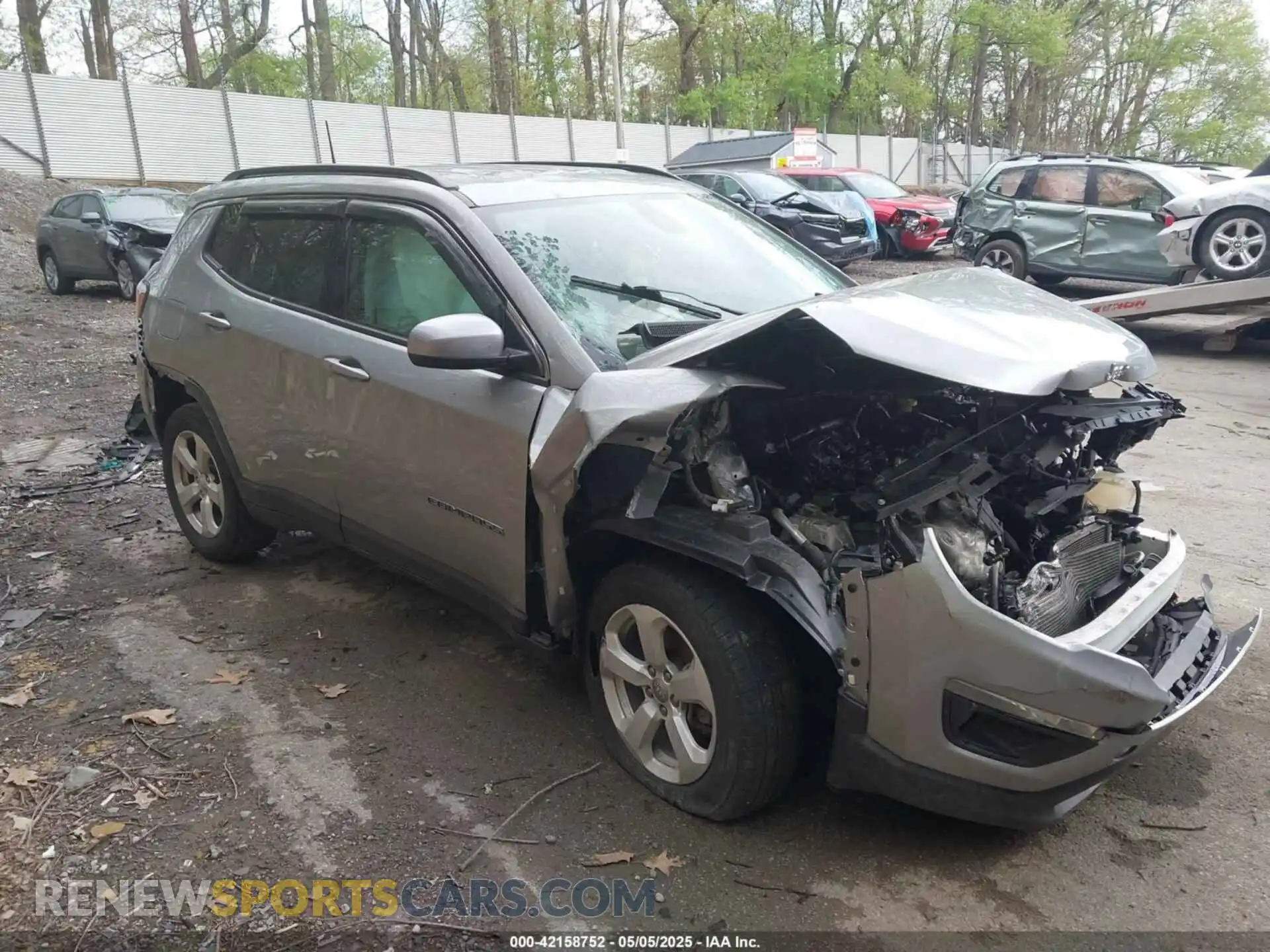 1 Photograph of a damaged car 3C4NJDBB7LT240789 JEEP COMPASS 2020