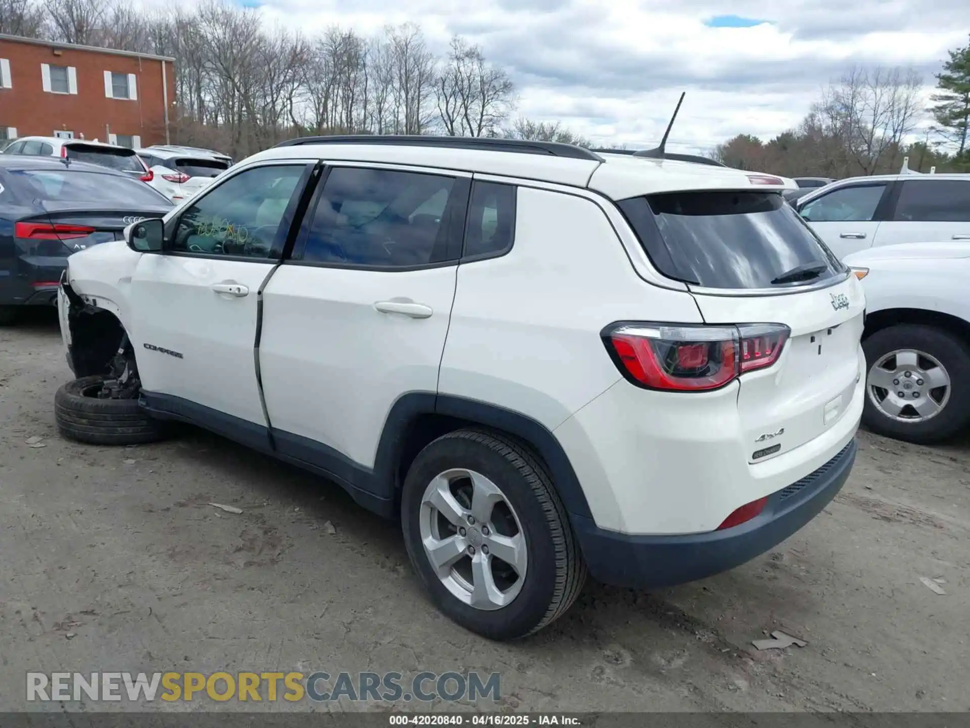 3 fotografías del automóvil dañado 3C4NJDBB8LT145576 JEEP COMPASS 2020