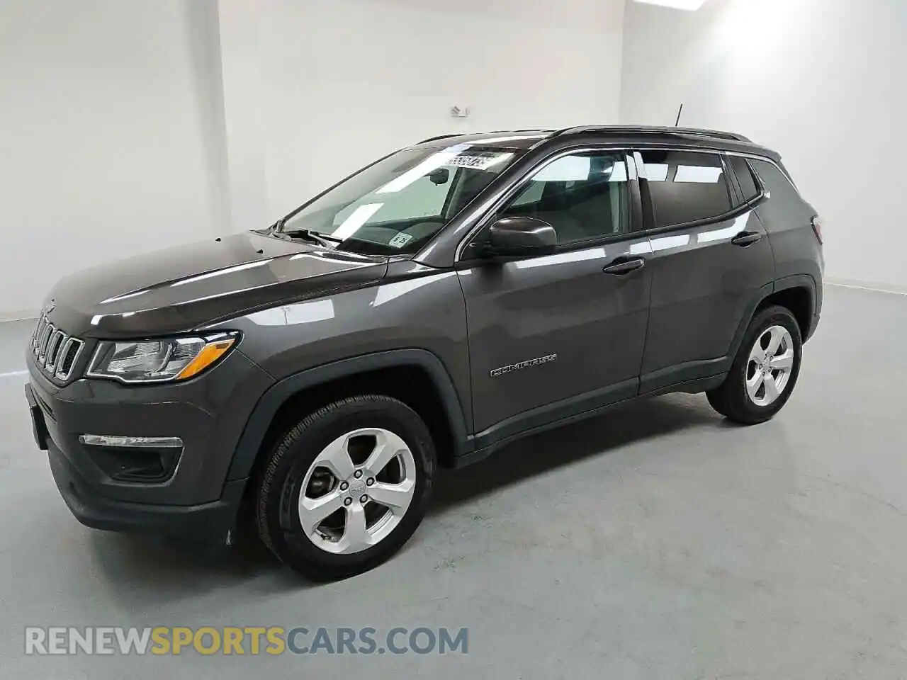 1 Photograph of a damaged car 3C4NJDBB8LT149935 JEEP COMPASS 2020