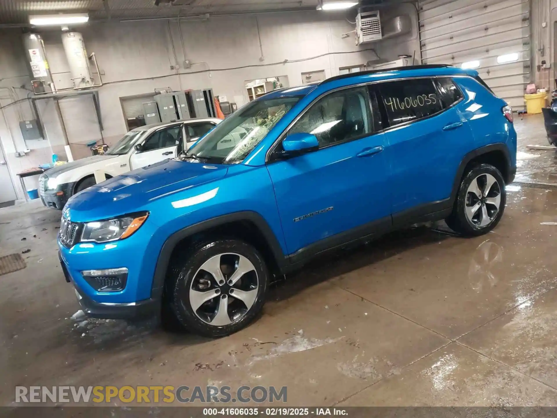 2 Photograph of a damaged car 3C4NJDBBXLT104849 JEEP COMPASS 2020