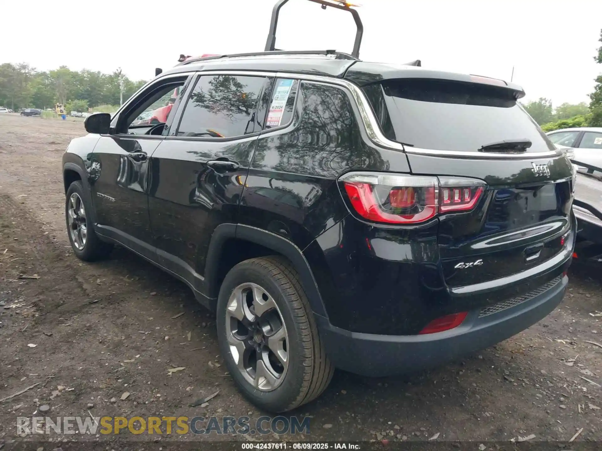 3 Photograph of a damaged car 3C4NJDCB4LT155374 JEEP COMPASS 2020