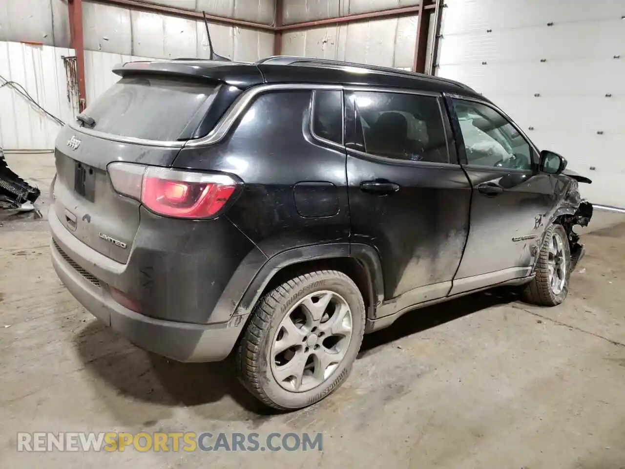 3 Photograph of a damaged car 3C4NJDCB5LT208633 JEEP COMPASS 2020