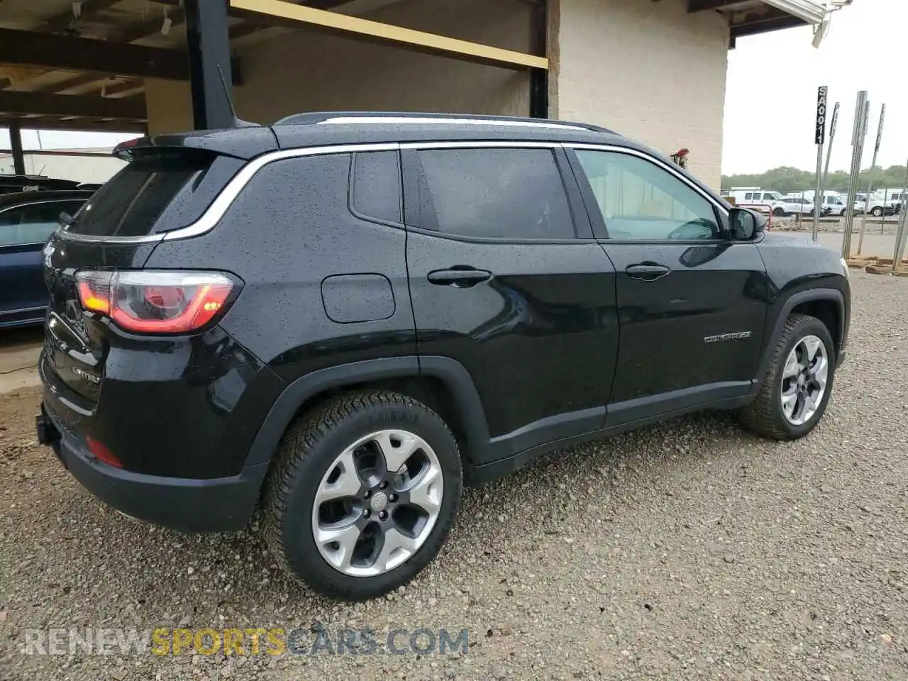 3 Photograph of a damaged car 3C4NJDCBXLT209079 JEEP COMPASS 2020