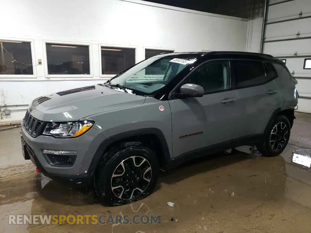1 Photograph of a damaged car 3C4NJDDB0LT215553 JEEP COMPASS 2020