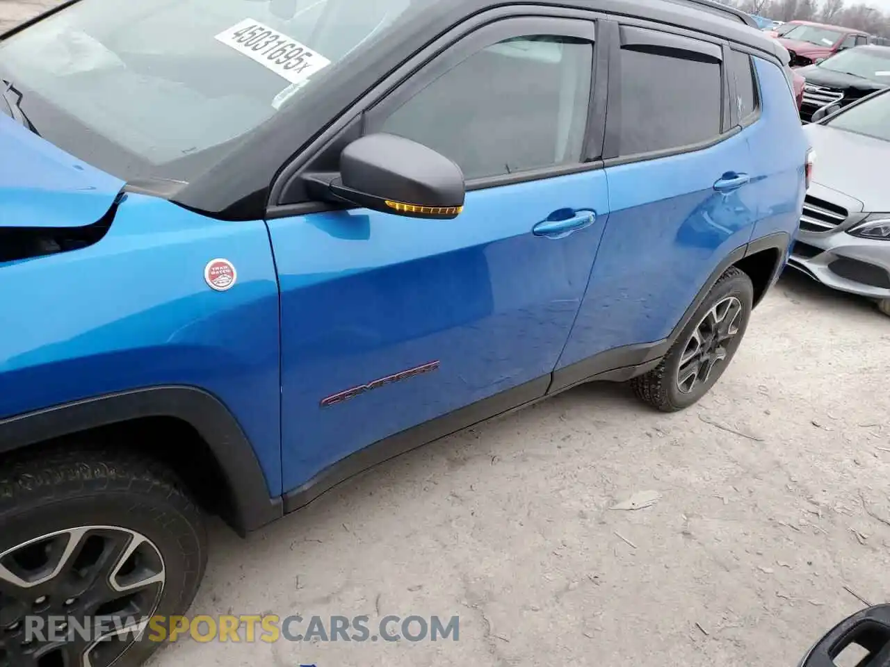 1 Photograph of a damaged car 3C4NJDDB0LT248715 JEEP COMPASS 2020