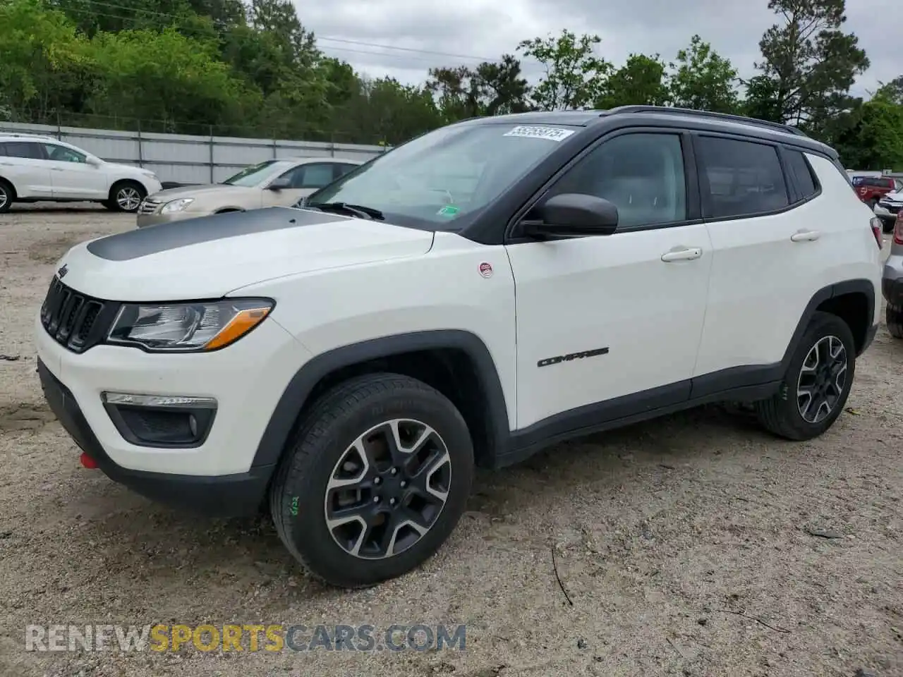 1 Photograph of a damaged car 3C4NJDDB1LT122251 JEEP COMPASS 2020