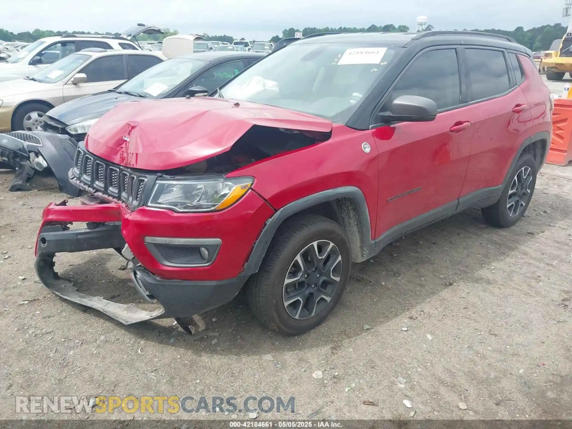 2 Photograph of a damaged car 3C4NJDDB5LT166656 JEEP COMPASS 2020