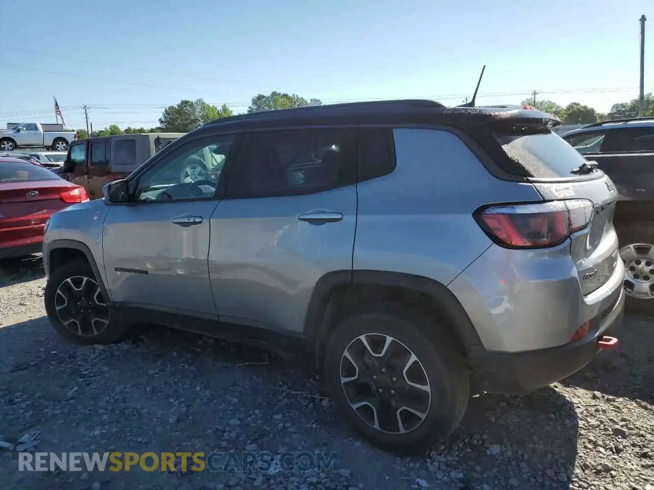 2 Photograph of a damaged car 3C4NJDDB6LT195910 JEEP COMPASS 2020