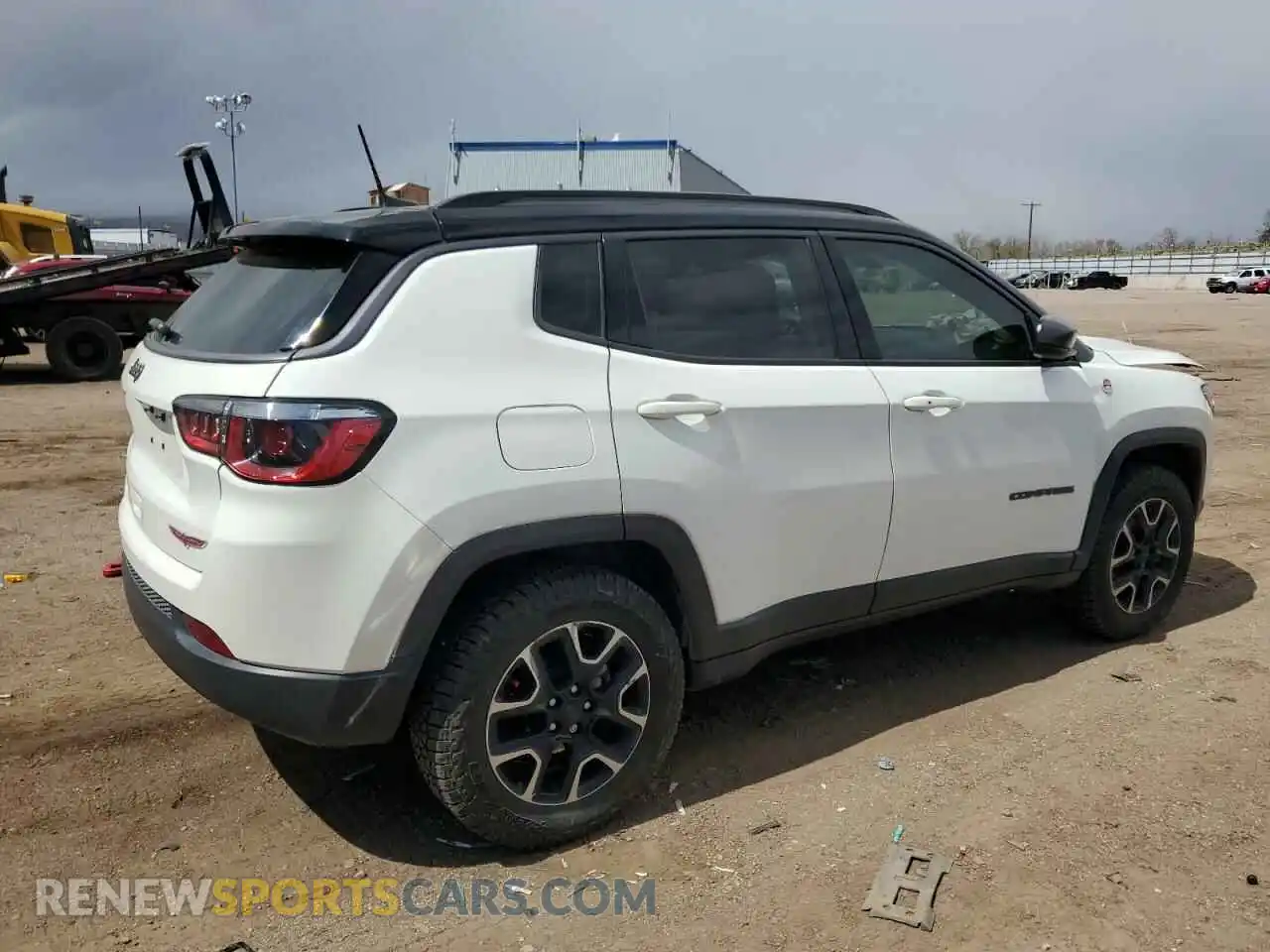 3 Фотография поврежденного автомобиля 3C4NJDDBXLT144023 JEEP COMPASS 2020