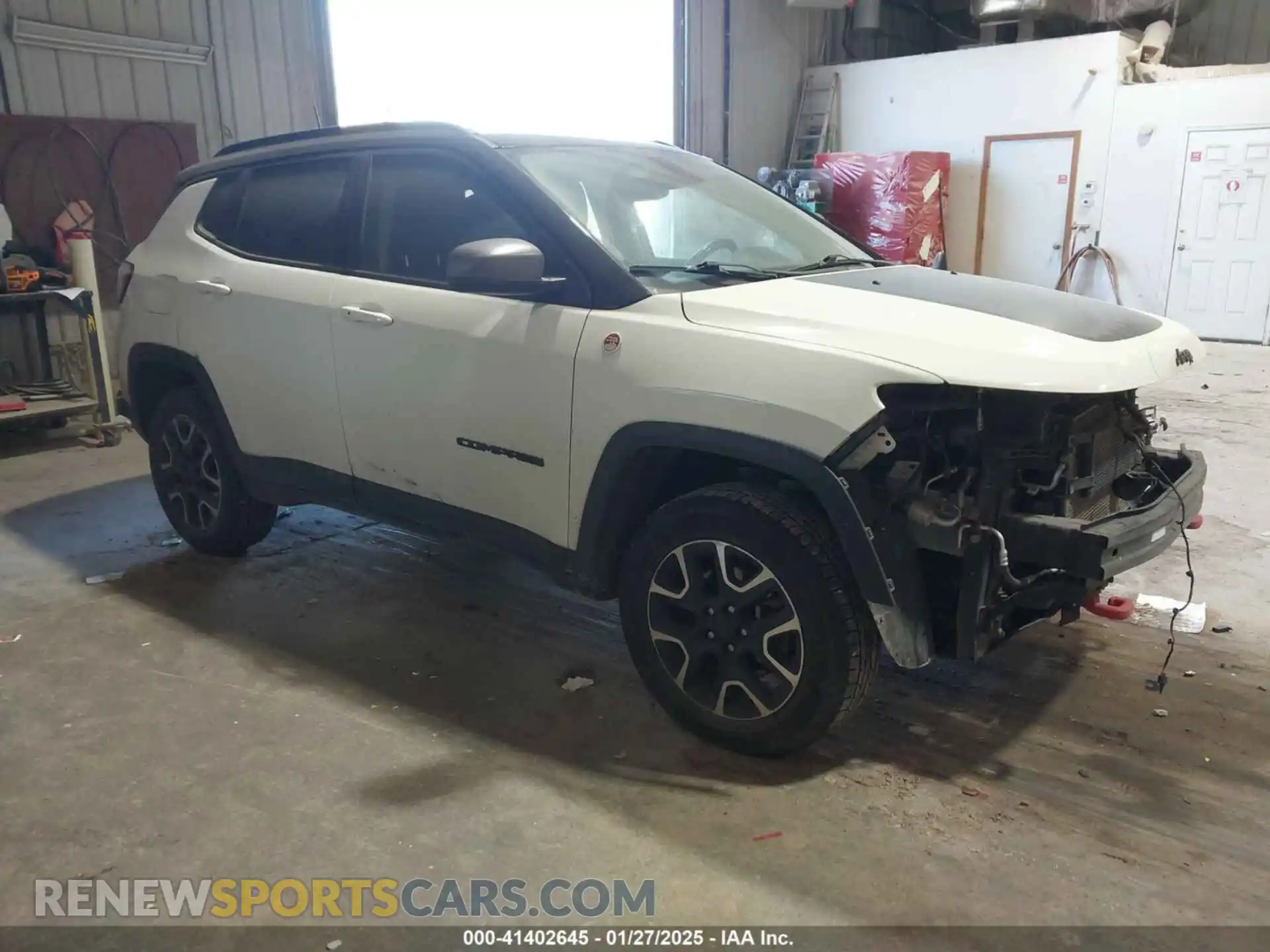 1 Photograph of a damaged car 3C4NJDDBXLT203488 JEEP COMPASS 2020