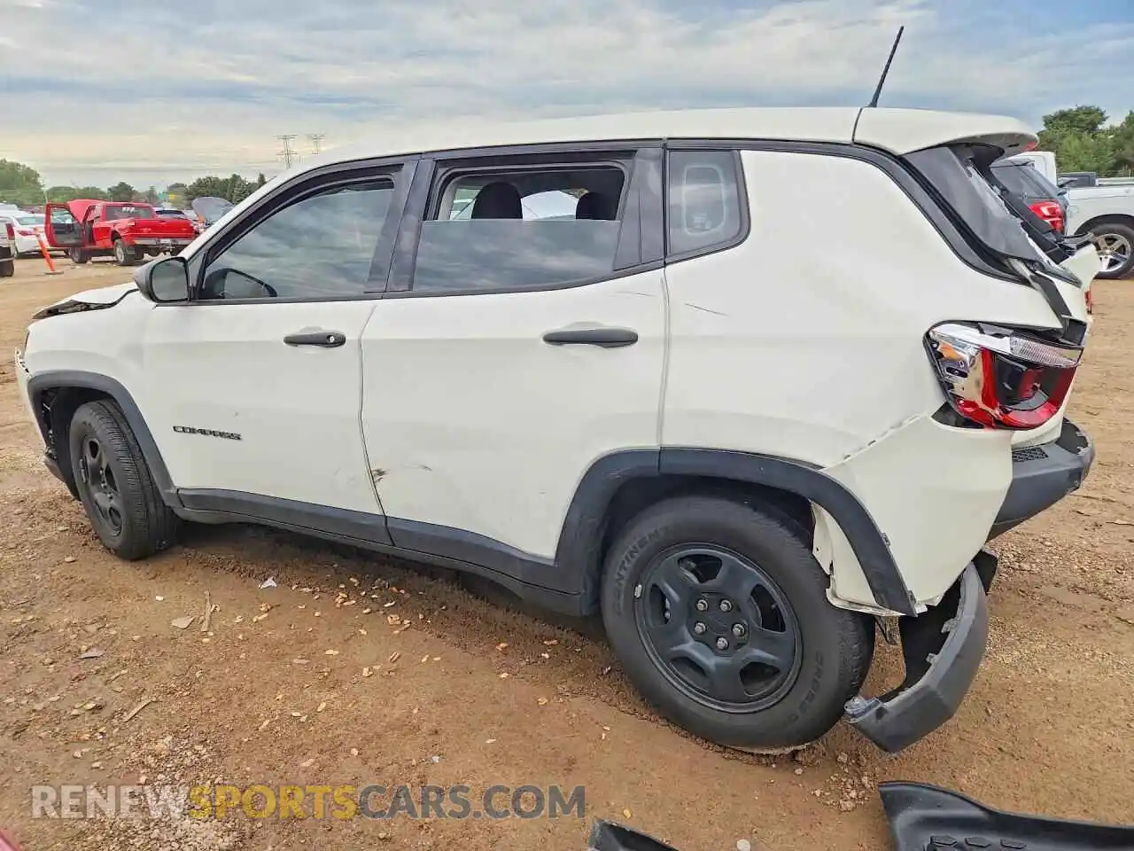 2 fotografías del automóvil dañado 3C4NJCAB1MT526697 JEEP COMPASS 2021