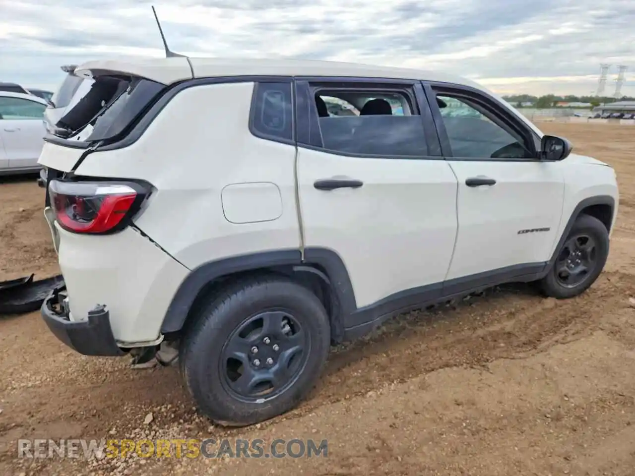 3 fotografías del automóvil dañado 3C4NJCAB1MT526697 JEEP COMPASS 2021
