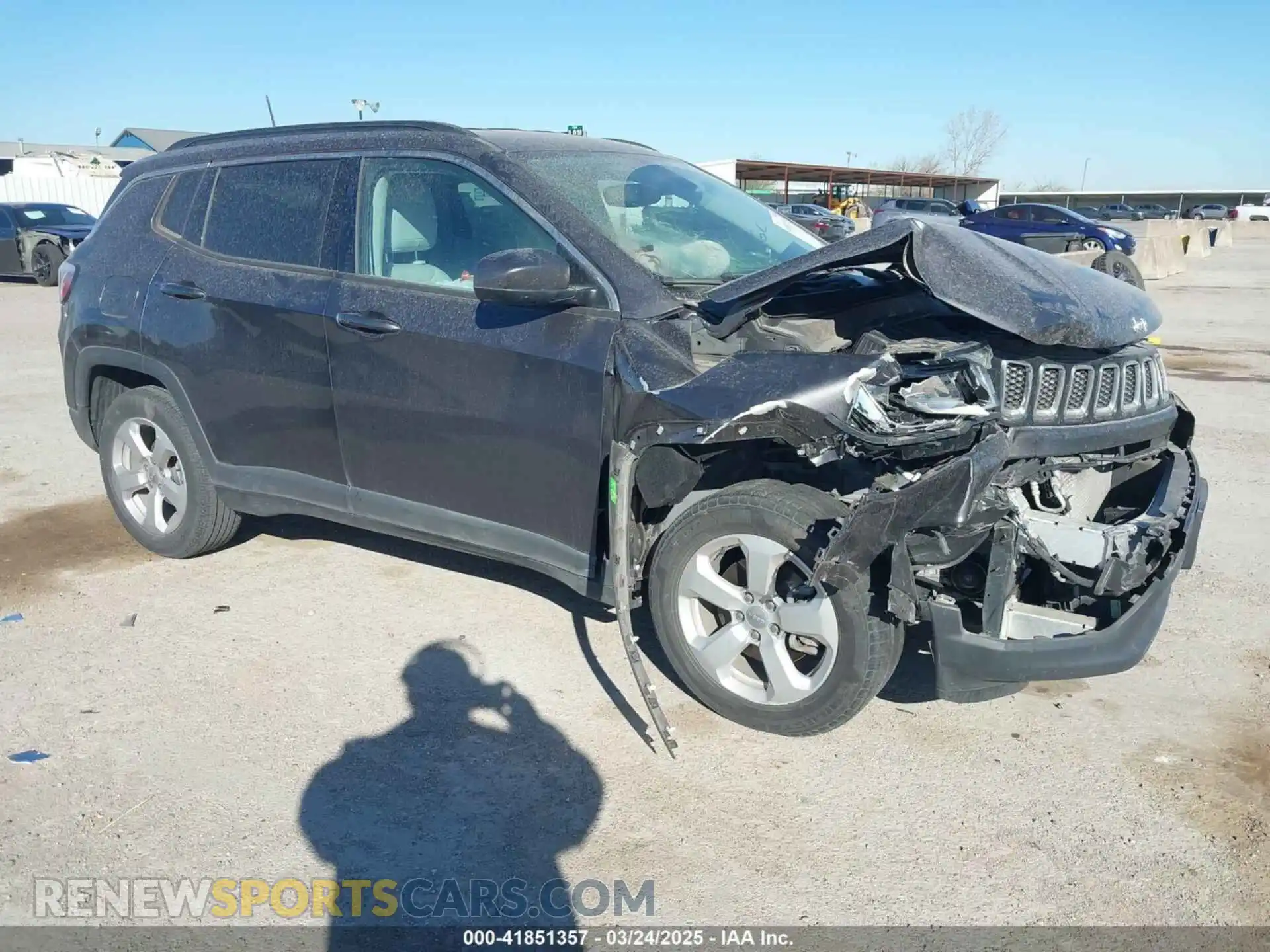 1 Photograph of a damaged car 3C4NJCBB1MT505864 JEEP COMPASS 2021