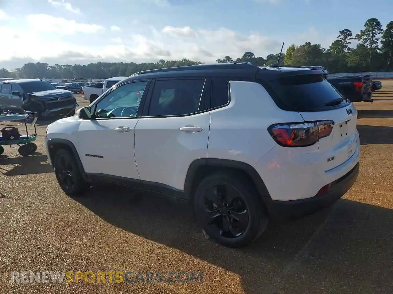 2 Photograph of a damaged car 3C4NJCBB6MT550122 JEEP COMPASS 2021