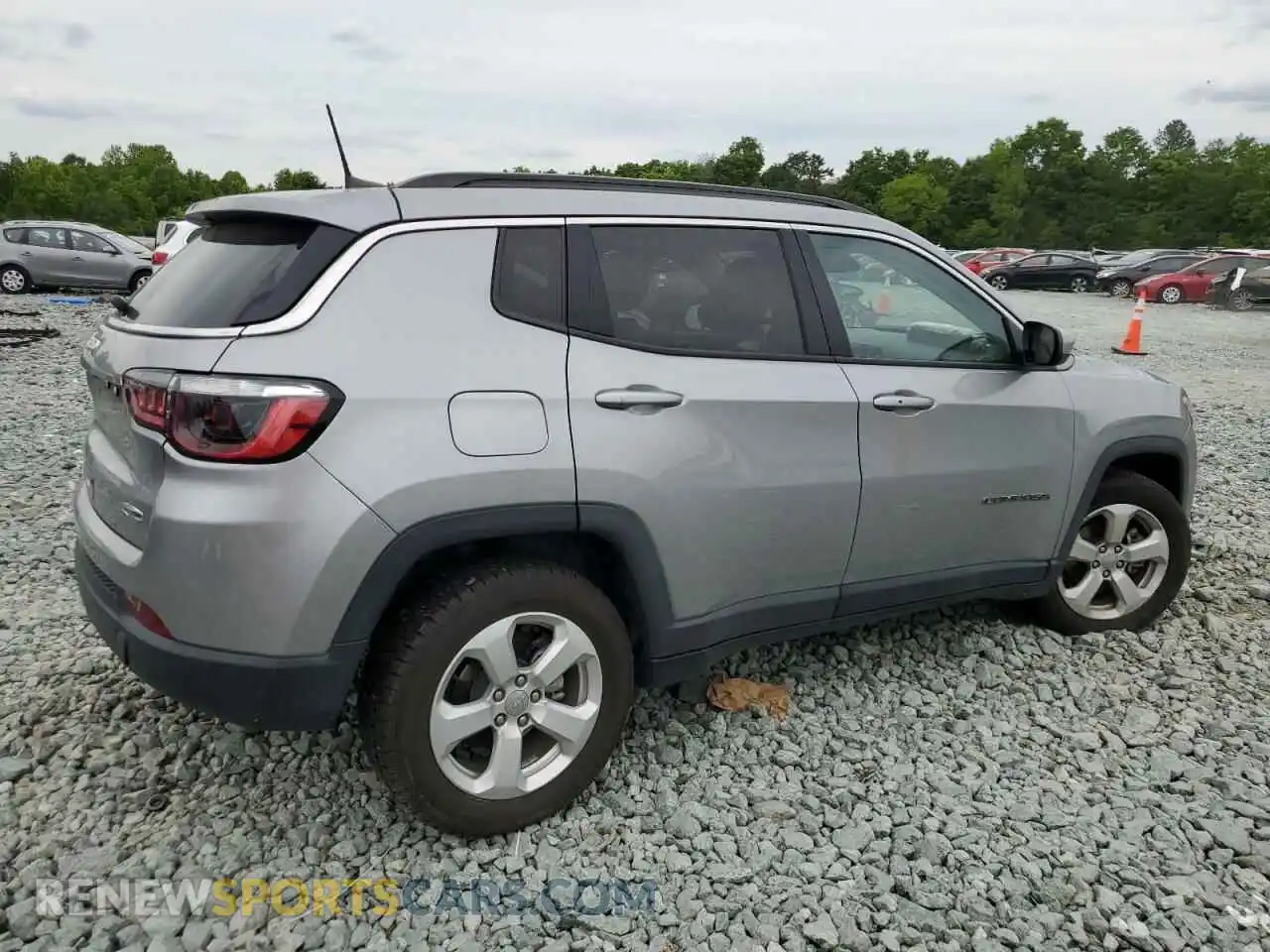 3 Photograph of a damaged car 3C4NJCBB6MT580804 JEEP COMPASS 2021