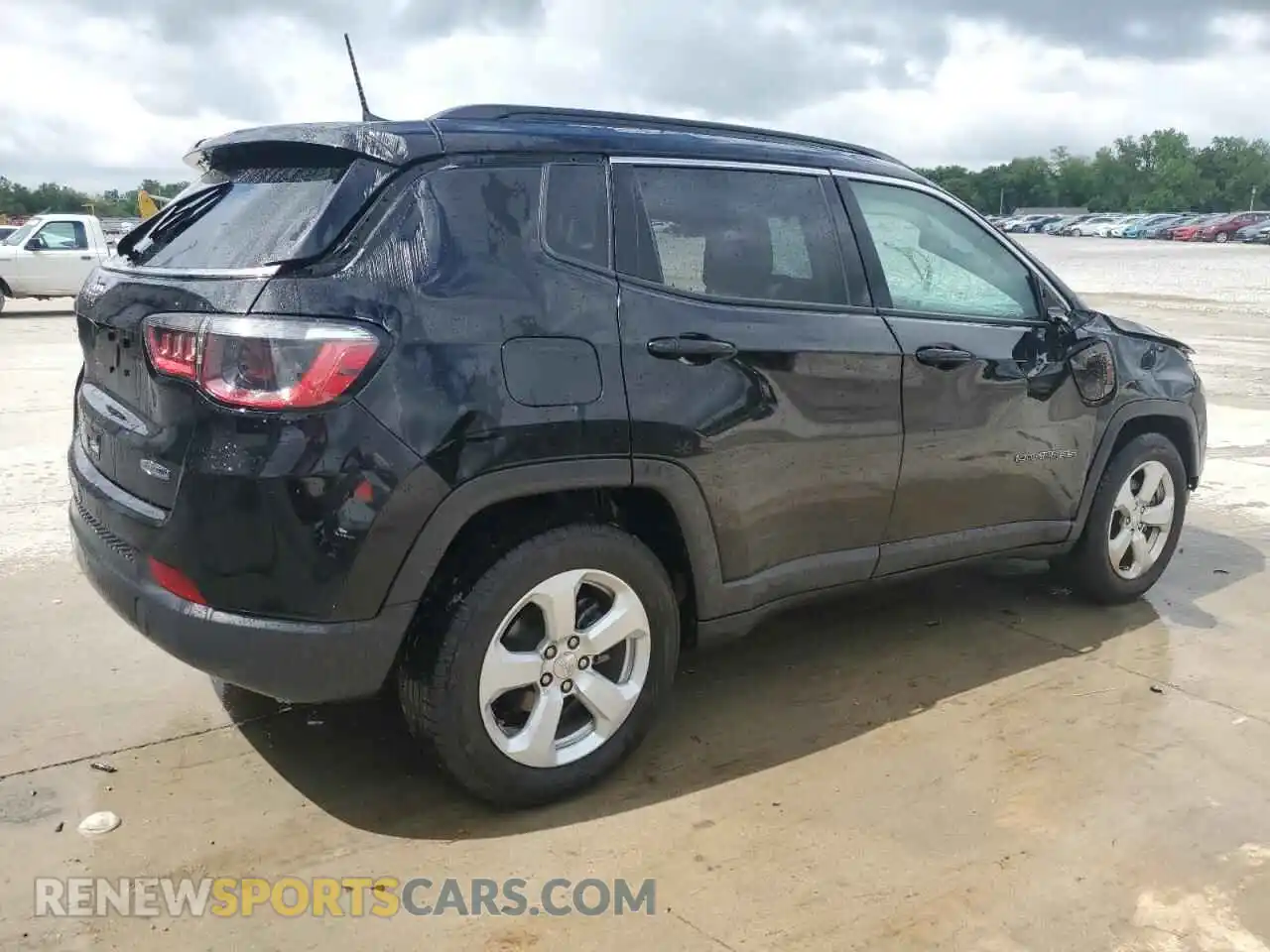 3 Photograph of a damaged car 3C4NJCBB8MT505649 JEEP COMPASS 2021