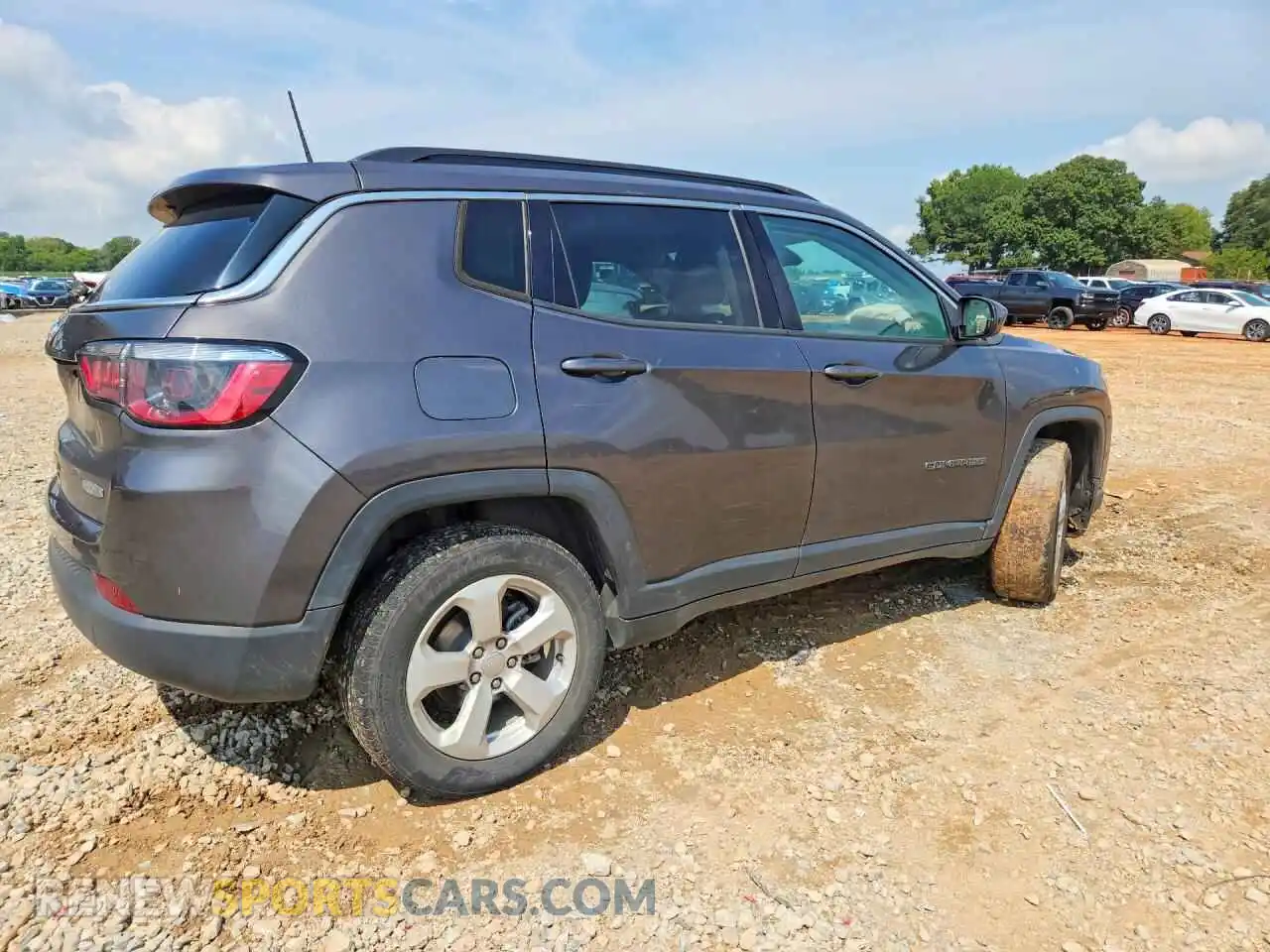 3 Photograph of a damaged car 3C4NJCBB8MT523245 JEEP COMPASS 2021