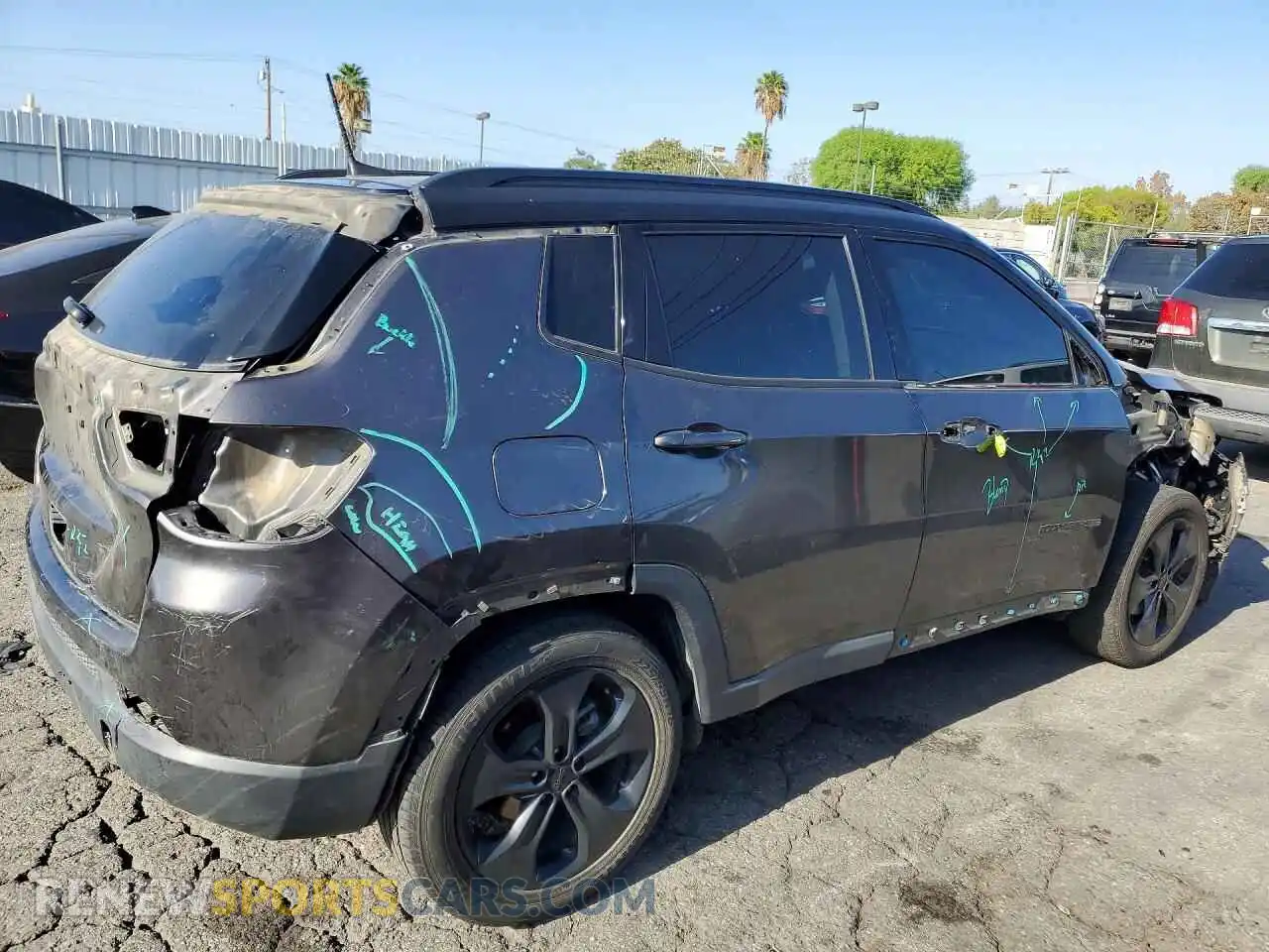 3 Photograph of a damaged car 3C4NJCBB9MT532035 JEEP COMPASS 2021