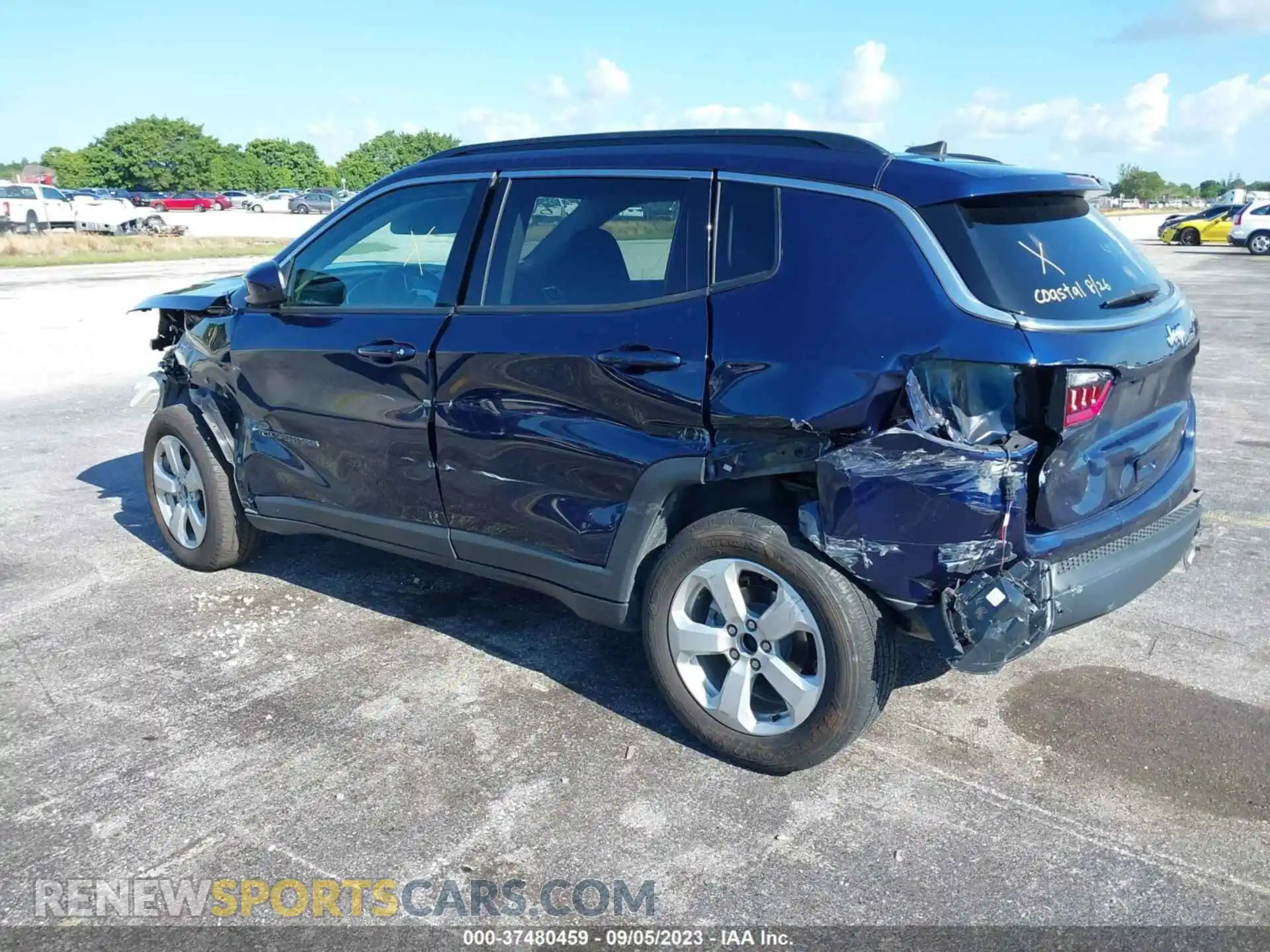 3 Photograph of a damaged car 3C4NJCBB9MT592610 JEEP COMPASS 2021