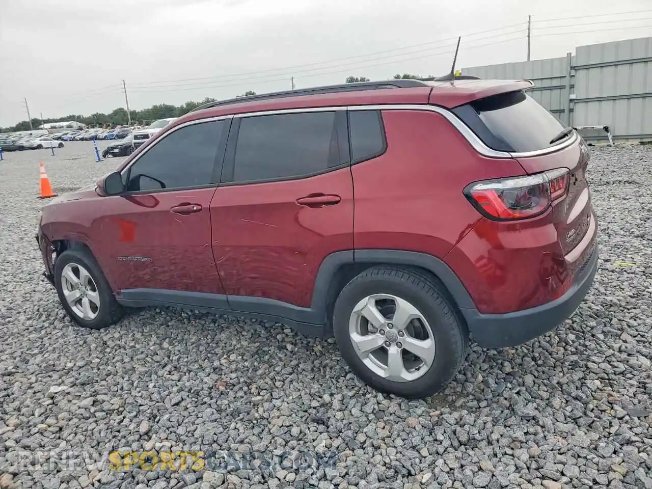 2 Photograph of a damaged car 3C4NJCBBXMT538524 JEEP COMPASS 2021