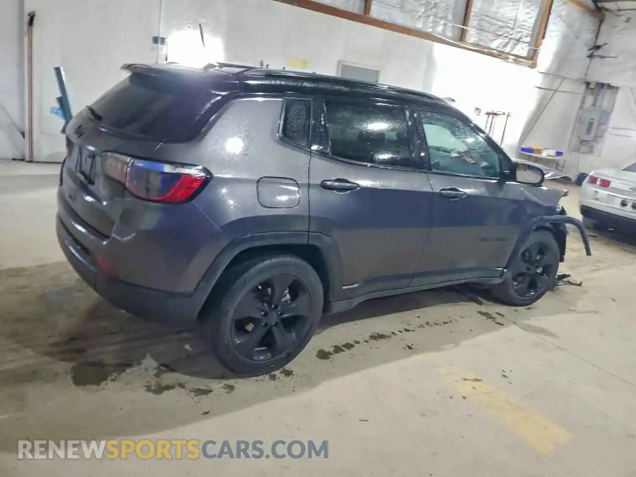 3 Photograph of a damaged car 3C4NJCBBXMT587190 JEEP COMPASS 2021