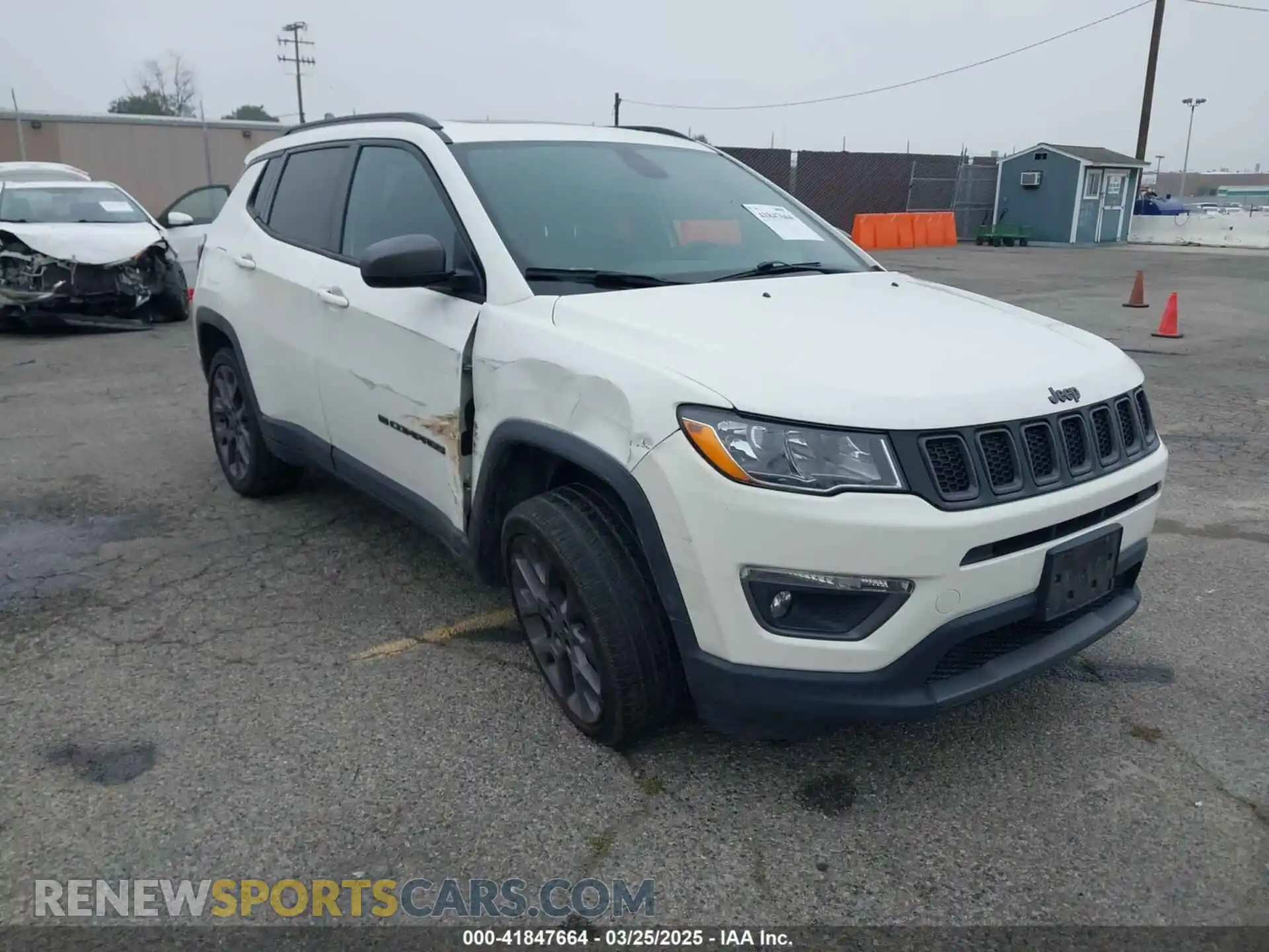 1 Photograph of a damaged car 3C4NJCEB4MT577055 JEEP COMPASS 2021