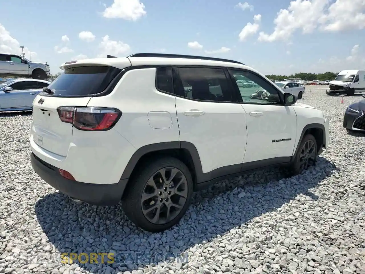 3 Photograph of a damaged car 3C4NJCEB4MT604075 JEEP COMPASS 2021