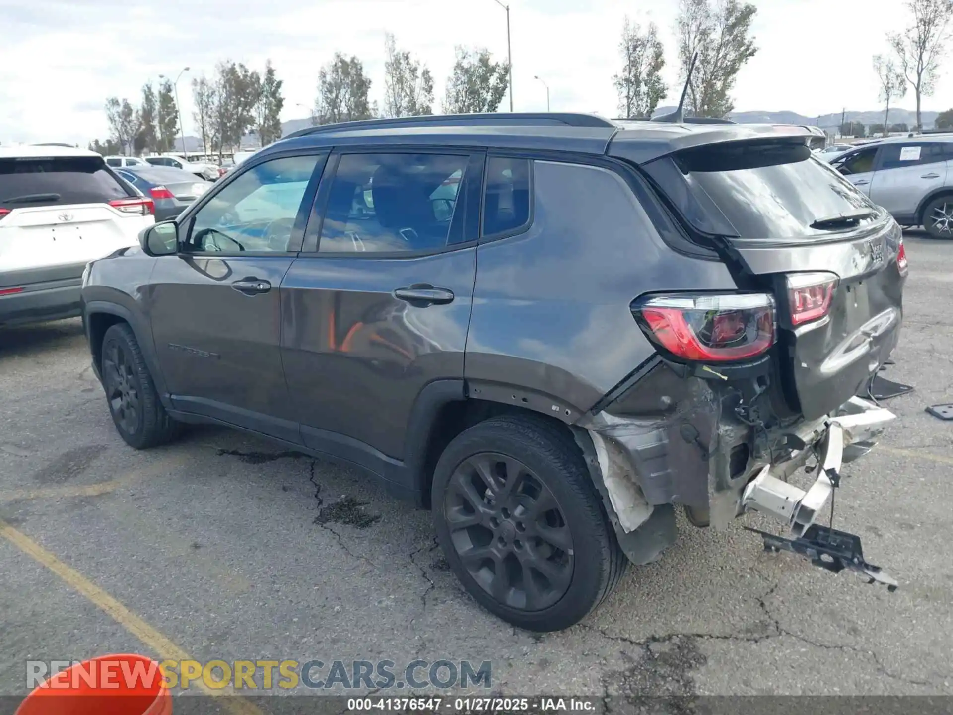 3 Photograph of a damaged car 3C4NJCEB7MT596909 JEEP COMPASS 2021