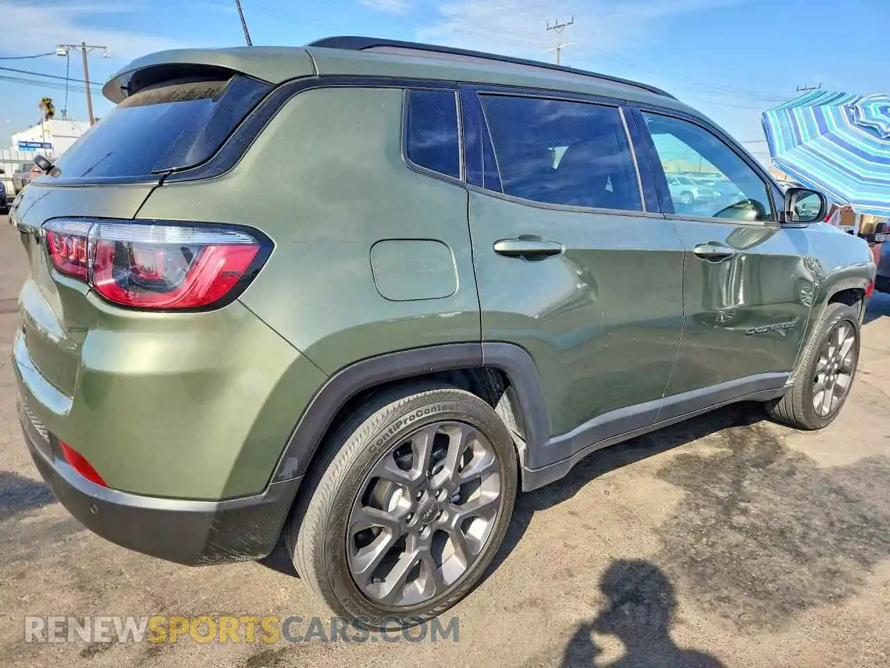 3 fotografías del automóvil dañado 3C4NJCEBXMT529124 JEEP COMPASS 2021