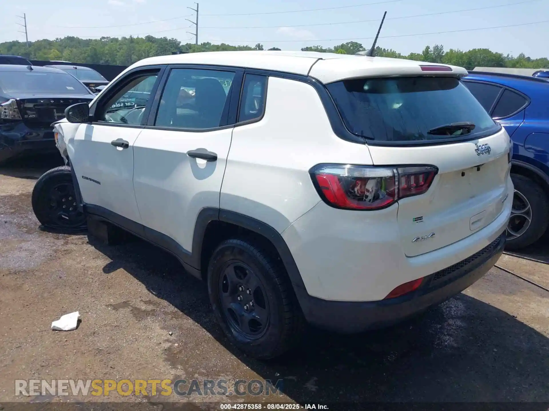 3 Photograph of a damaged car 3C4NJDAB6MT507293 JEEP COMPASS 2021