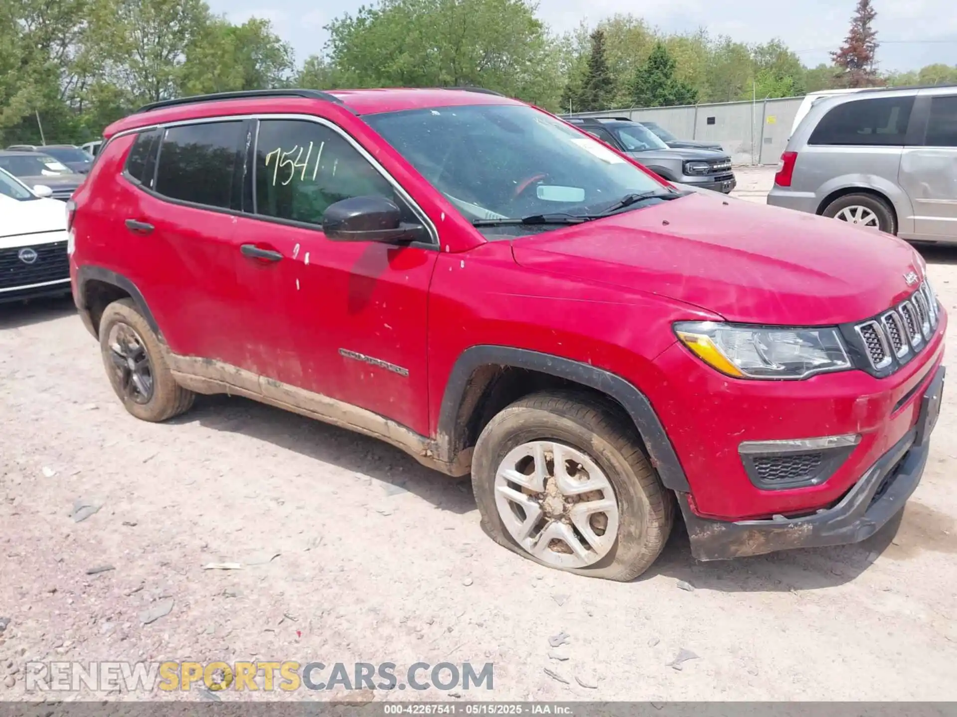 1 Photograph of a damaged car 3C4NJDAB6MT525308 JEEP COMPASS 2021