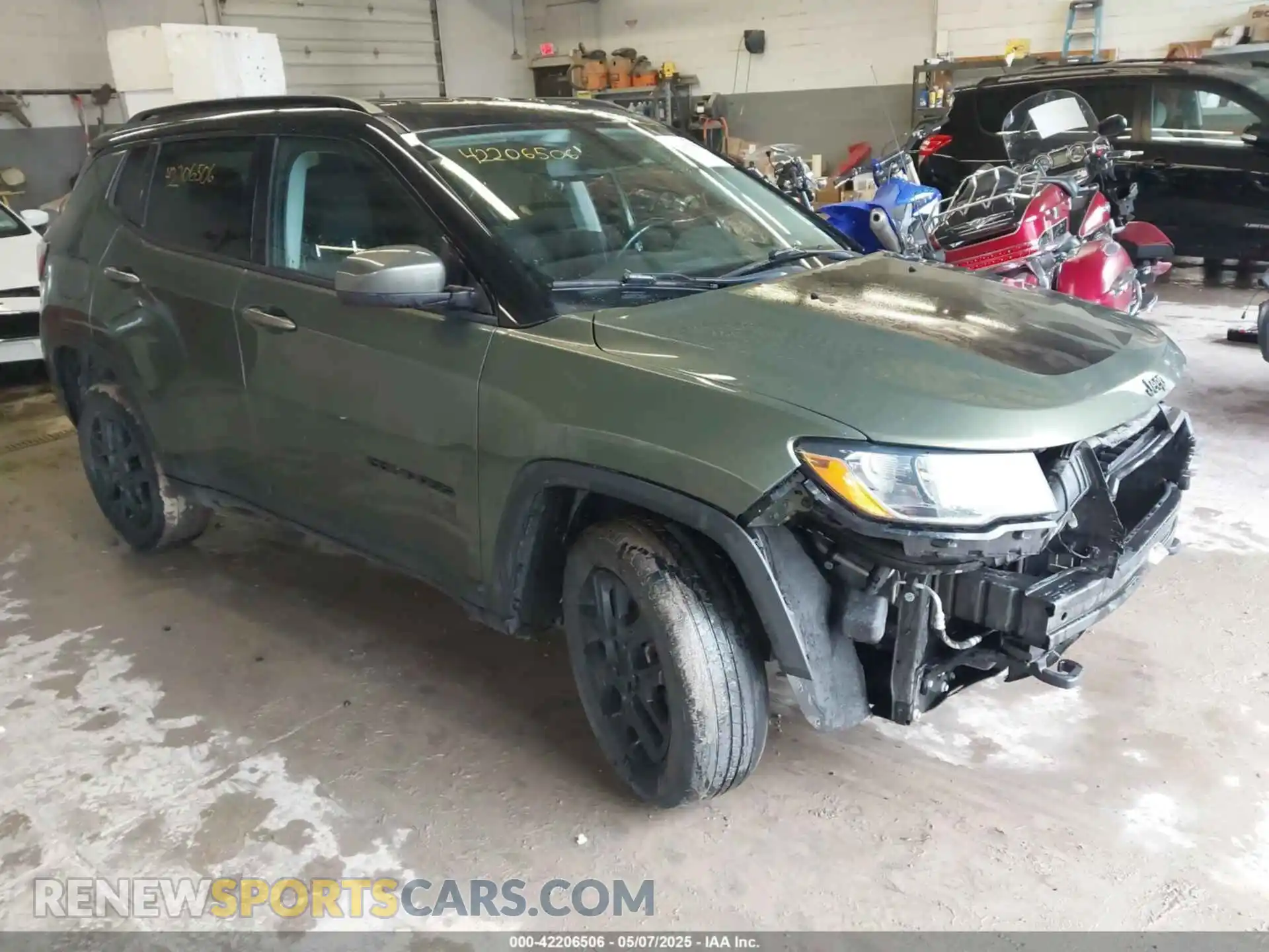 1 Photograph of a damaged car 3C4NJDAB8MT591231 JEEP COMPASS 2021